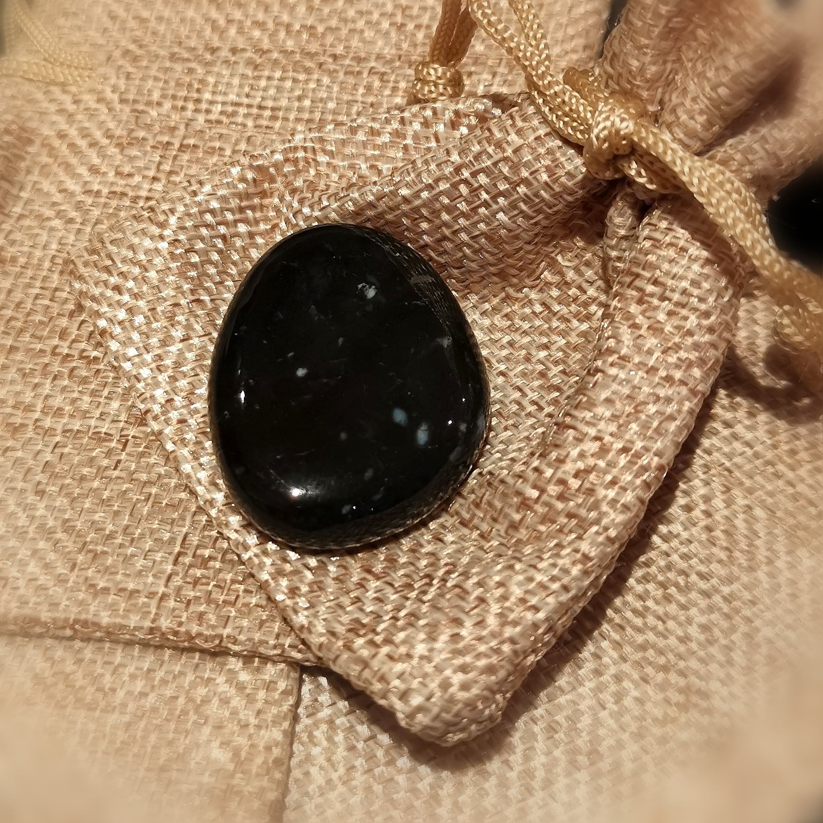 Turmalin Scheiben Heilsteine, Handschmeichler und Edelsteine zur Meditation, Erdung, Schutz, Kraft, Wurzelchakra