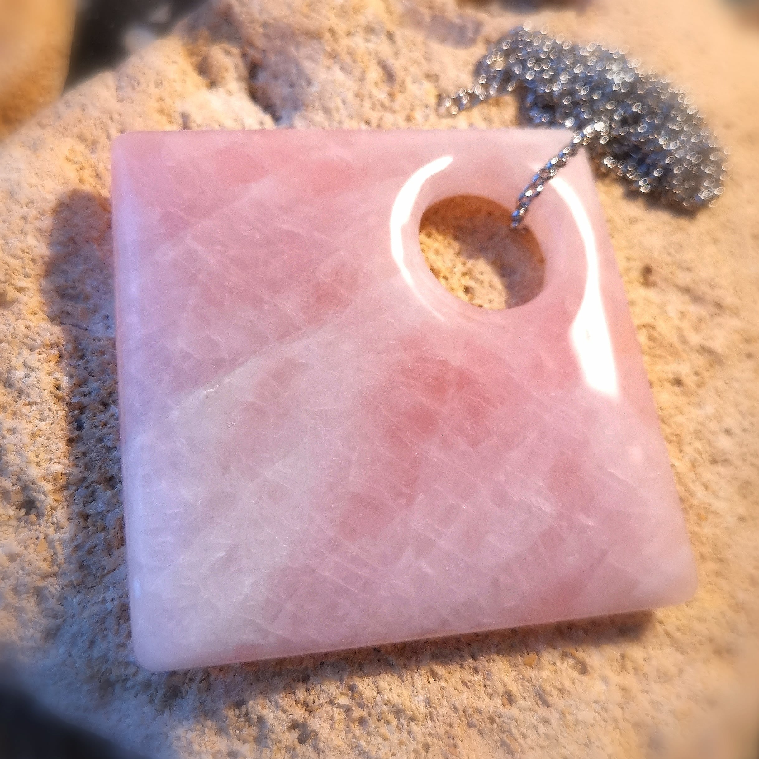Rosenquarz Quadrat XXL Edelstein Heilstein Kette an Edelstahl, Herzenssache