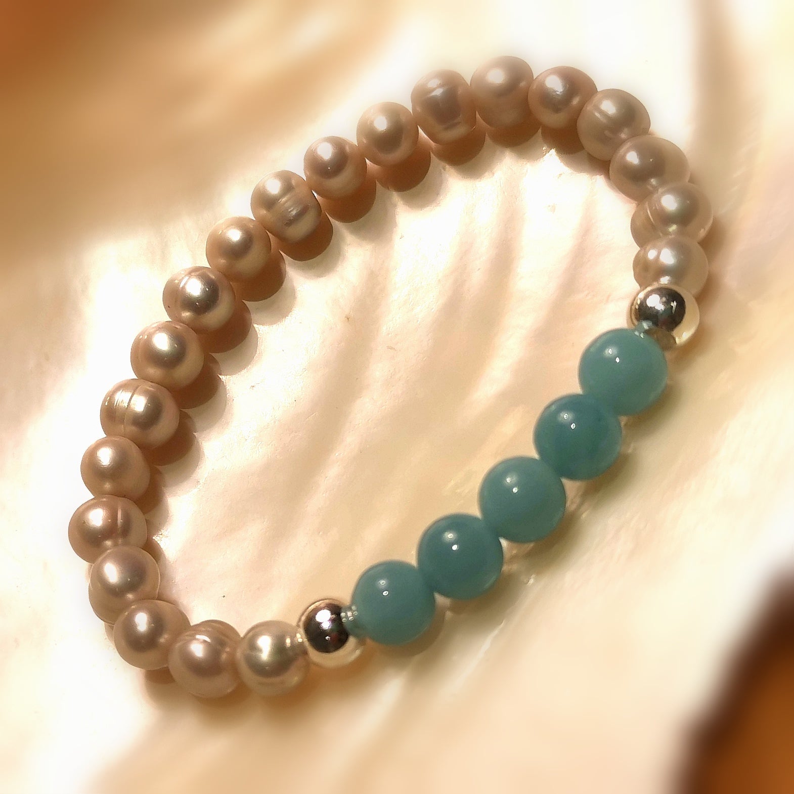 Amazonit Edelstein Heilstein mit Perle, silberfarben, Karma Armband geweiht, Licht und Liebe