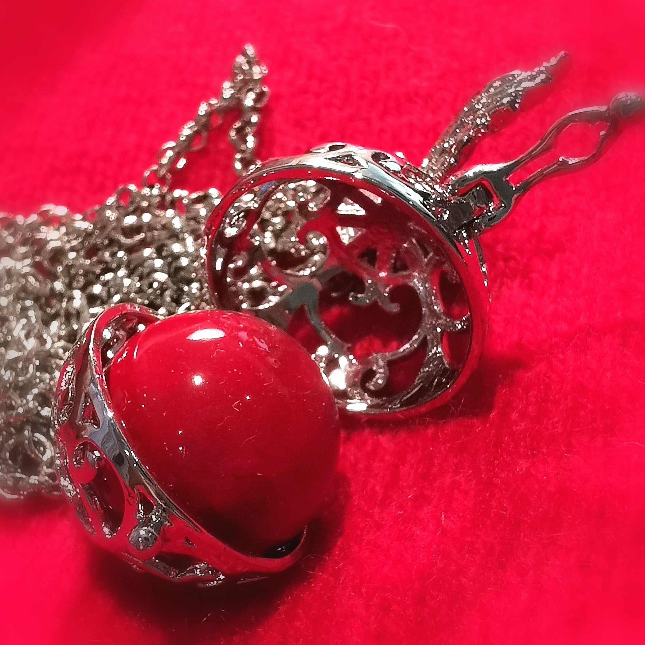 Engelsrufer Flügel Fashion Edelstahl Kette Rot 70 cm - Optimismus, Wurzelchakra Erdung und Kraft