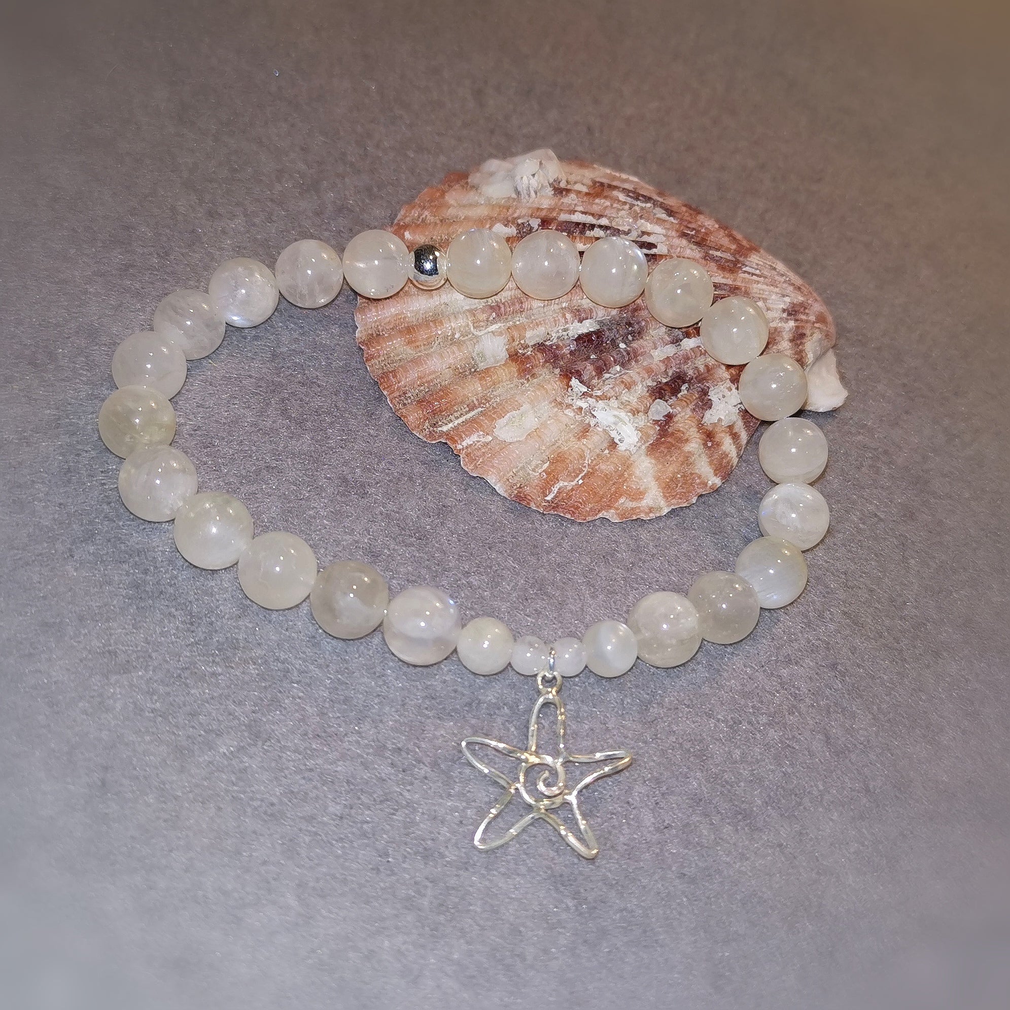 Mondstein Seestern Karma Design Armband, Regenbogen Heilstein Qualität AA, Chakra Schmuck Seelenkraft