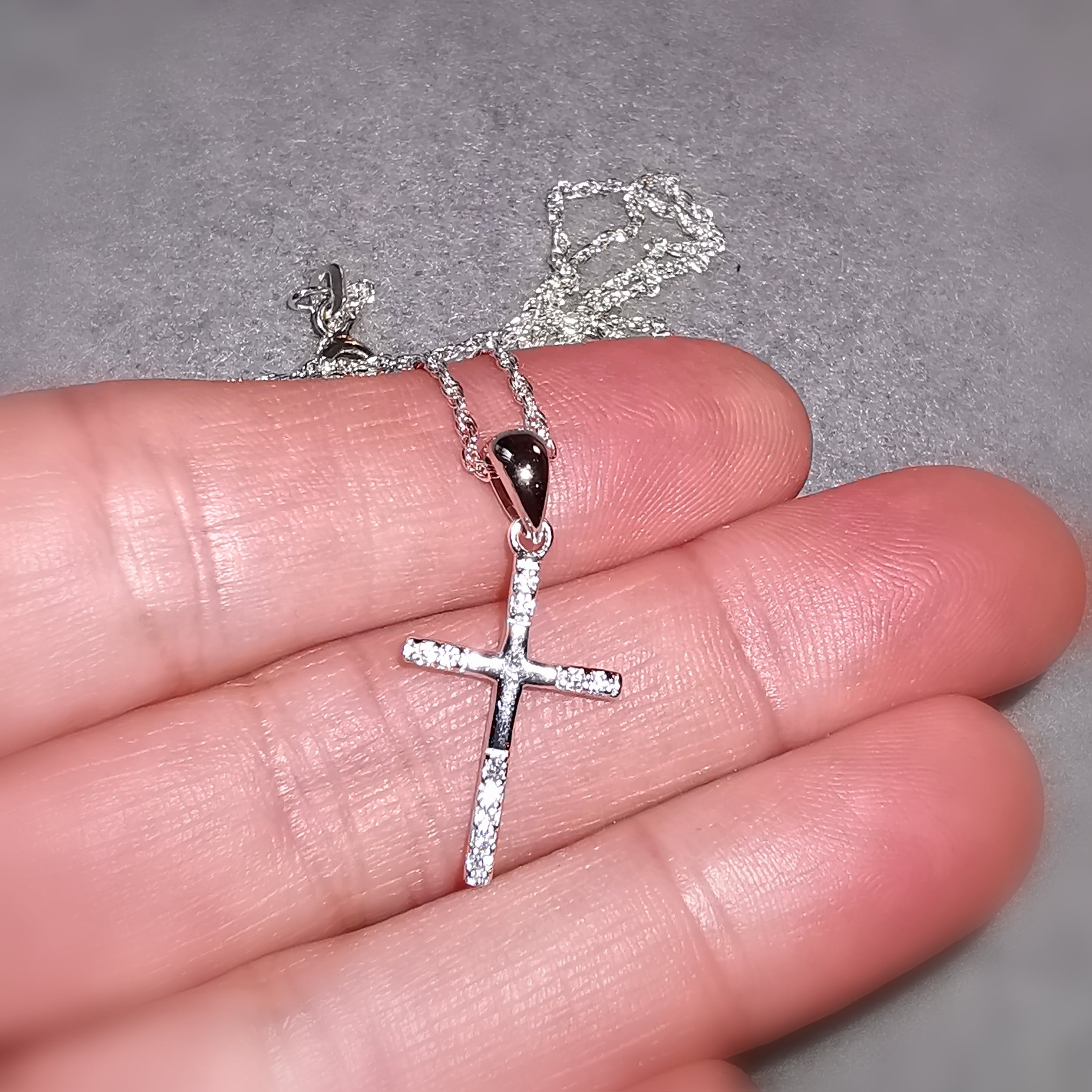 Kreuz Anhänger Kette Sterlingsilber 45 cm mit Zirkon Kristallen - Glaube - Liebe - Hoffnung