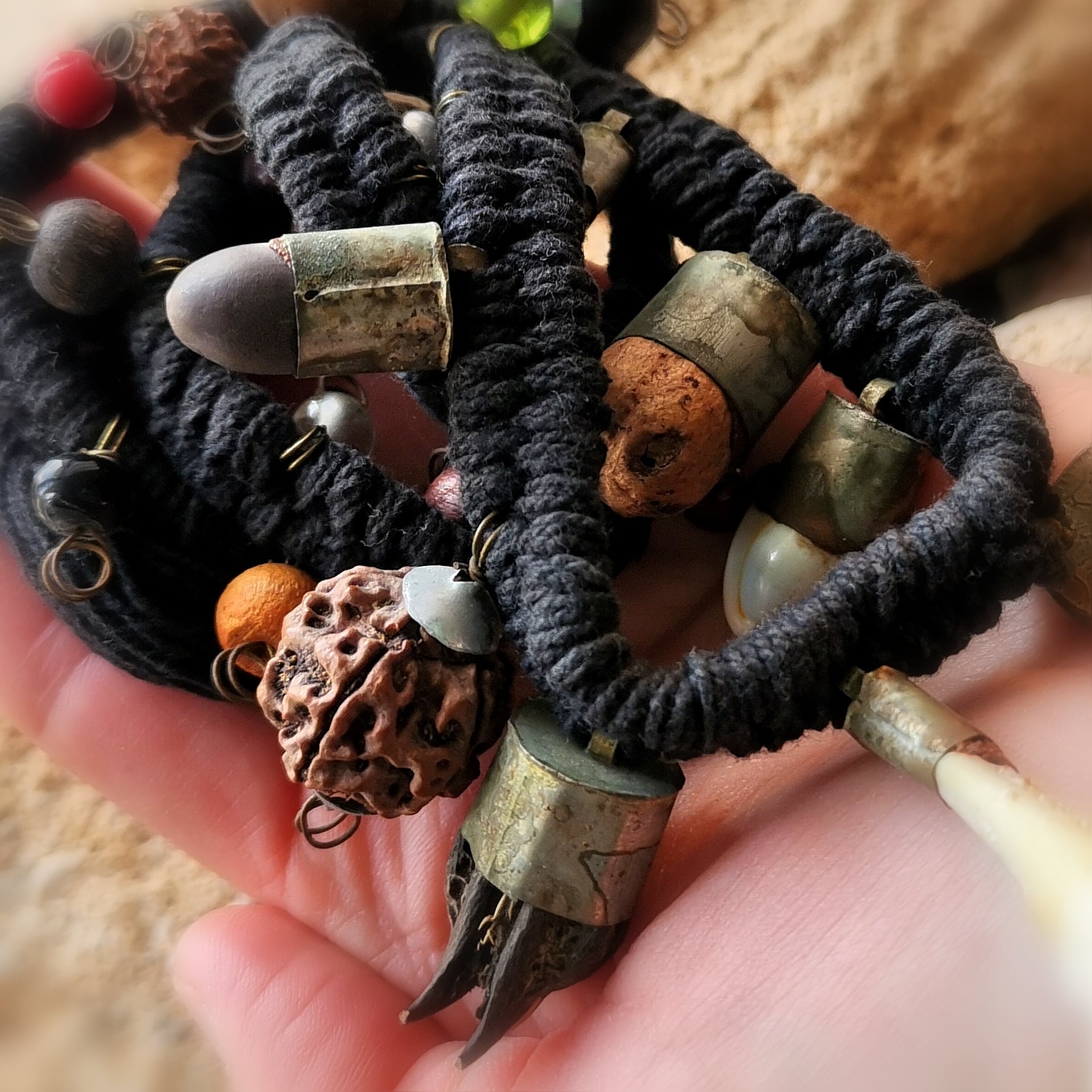 Karma Ethno Schmuck Kette für Schutz und Kraft, Tibet