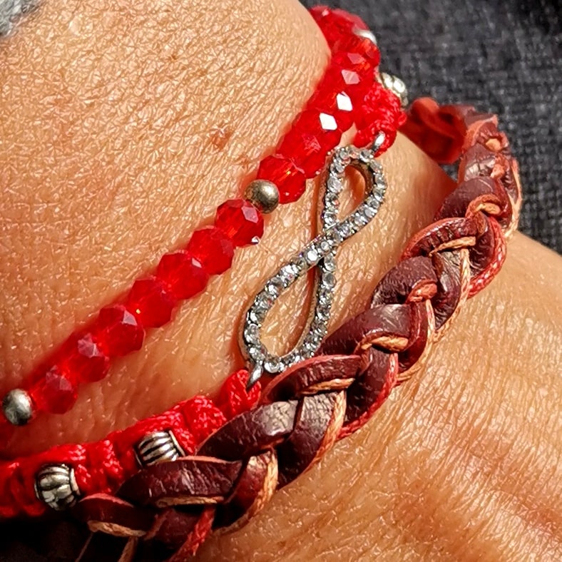 Armband Set, rot, Infinity Unendlich Glücksarmband, Hippie Schmuck - freier Energiefluss