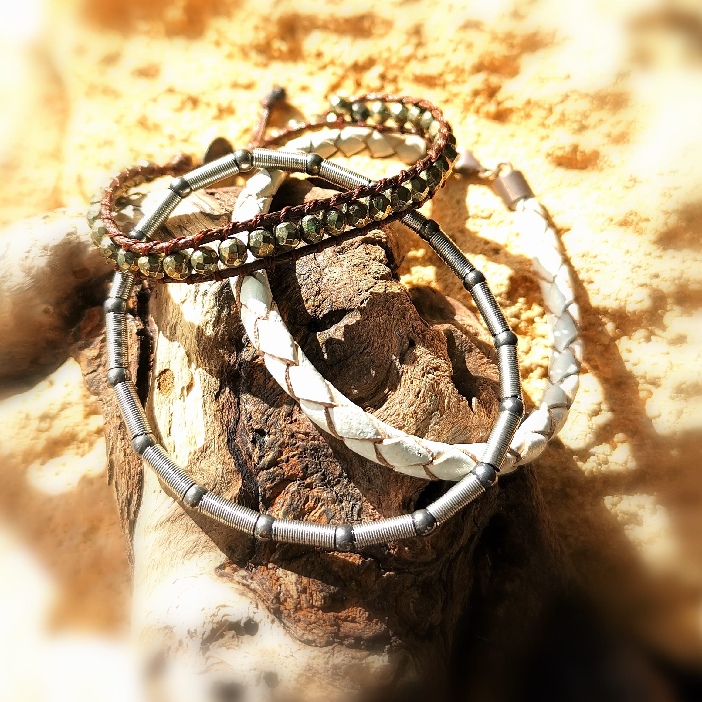 Armband 3er Set, Pyrit Heilstein, Leder und Edelstahl Glücksarmband, Hippie Schmuck - neuer Energiefluss