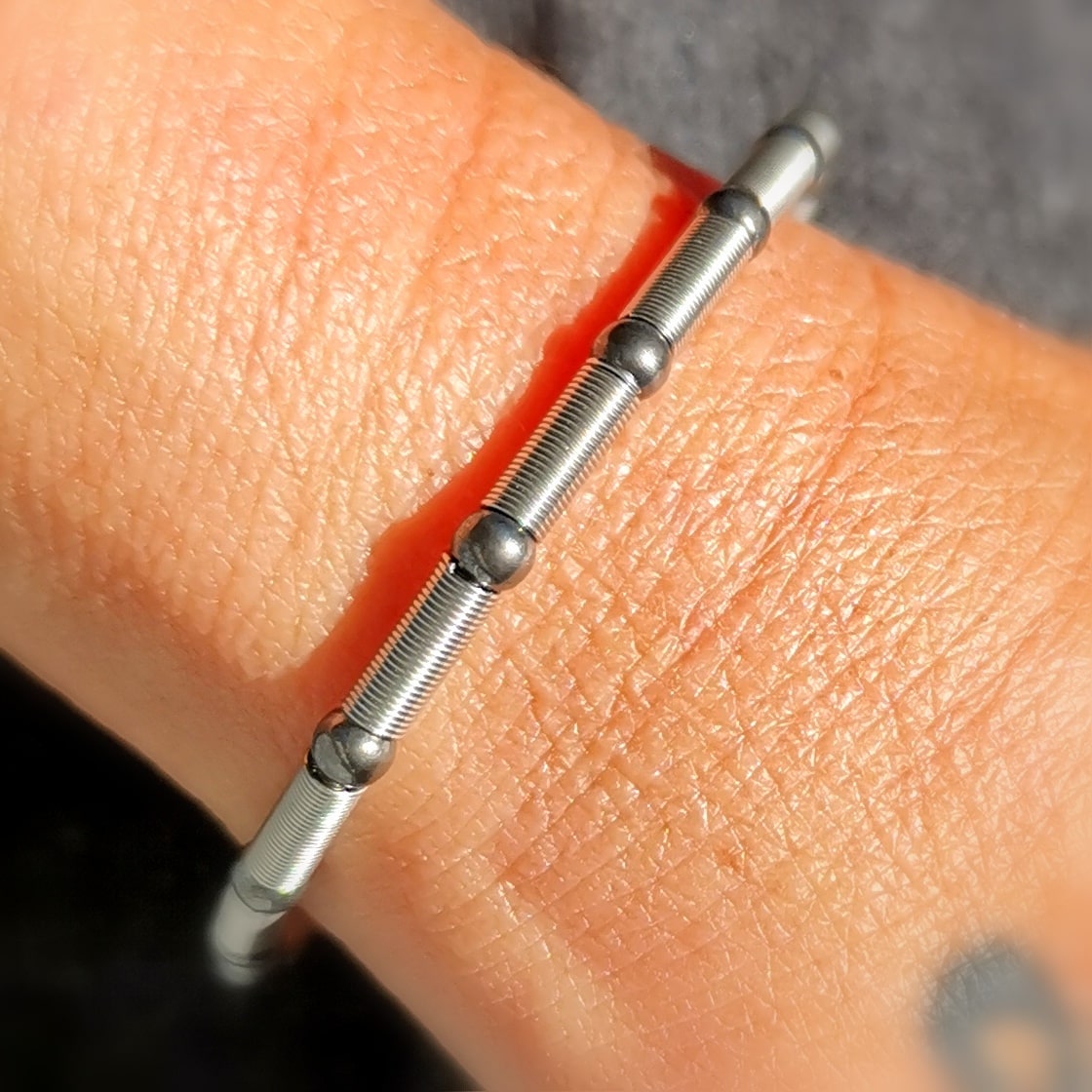 Armband 3er Set, Pyrit Heilstein, Leder und Edelstahl Glücksarmband, Hippie Schmuck - neuer Energiefluss