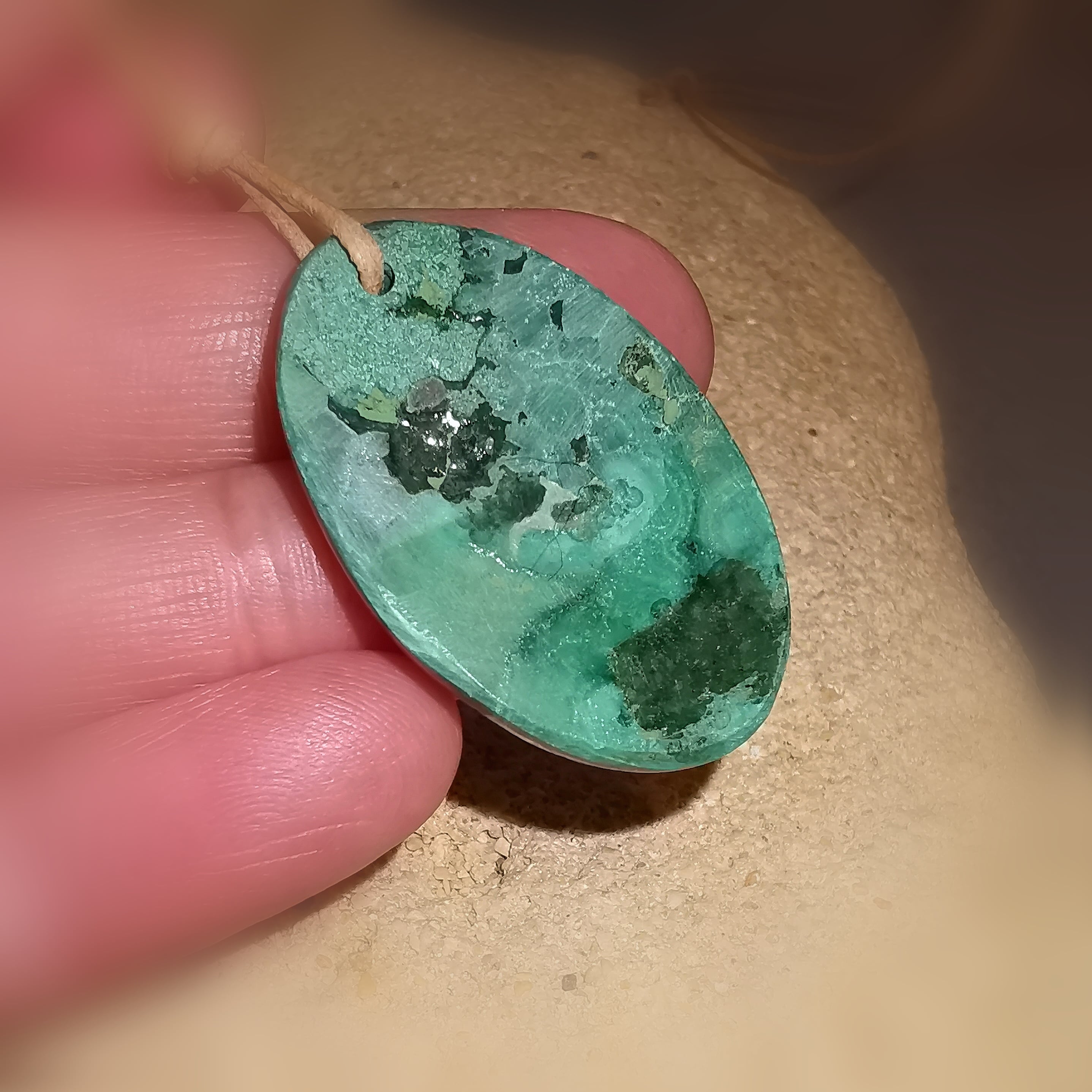 Collar de karma de cuero de estrella de mar de circonita malaquita, óvalo de piedra preciosa, amuleto del chakra del corazón - equilibrio y alegría de vivir