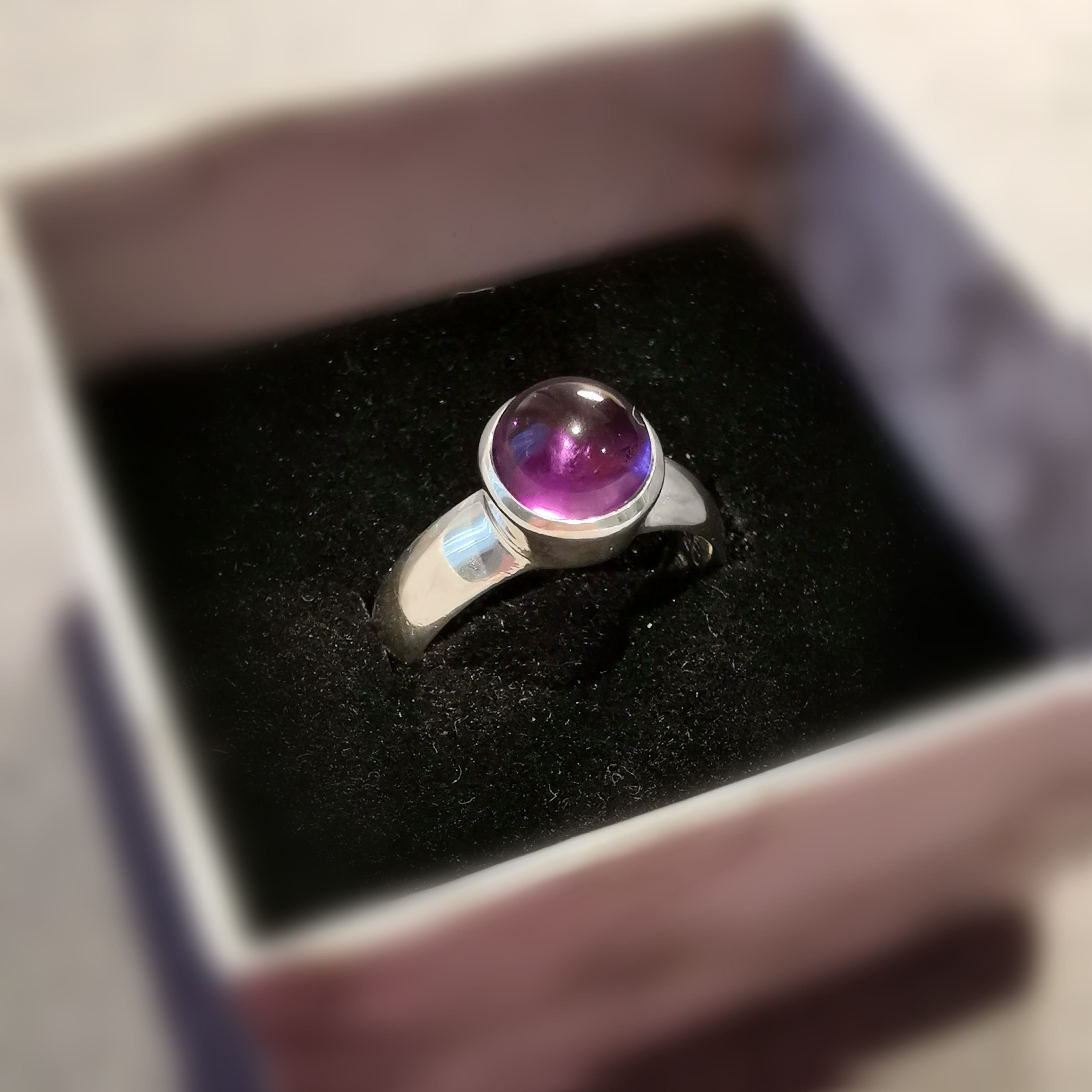 Amethyst Lila Edelstein Heilstein Ring AA Qualität Sterlingsilber Größe 55 rund - in Harmonie