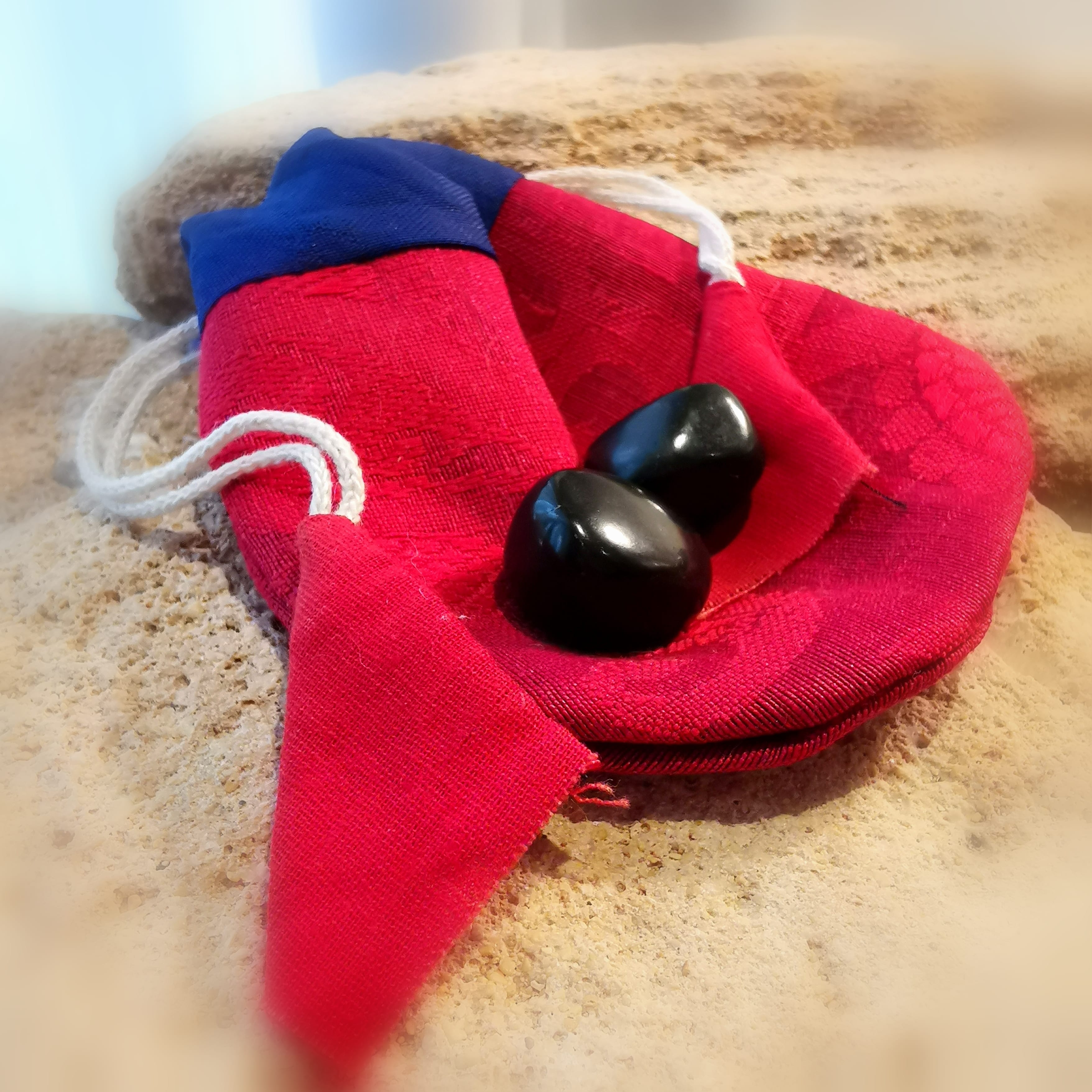 Schungit Lebensenergie Heilstein 2er Set schwarz, Trommelstein Handschmeichler, zur Meditation, SchutzSchungit Lebensenergie Heilstein 2er Set schwarz, Trommelstein Handschmeichler, zur Meditation, Schutz