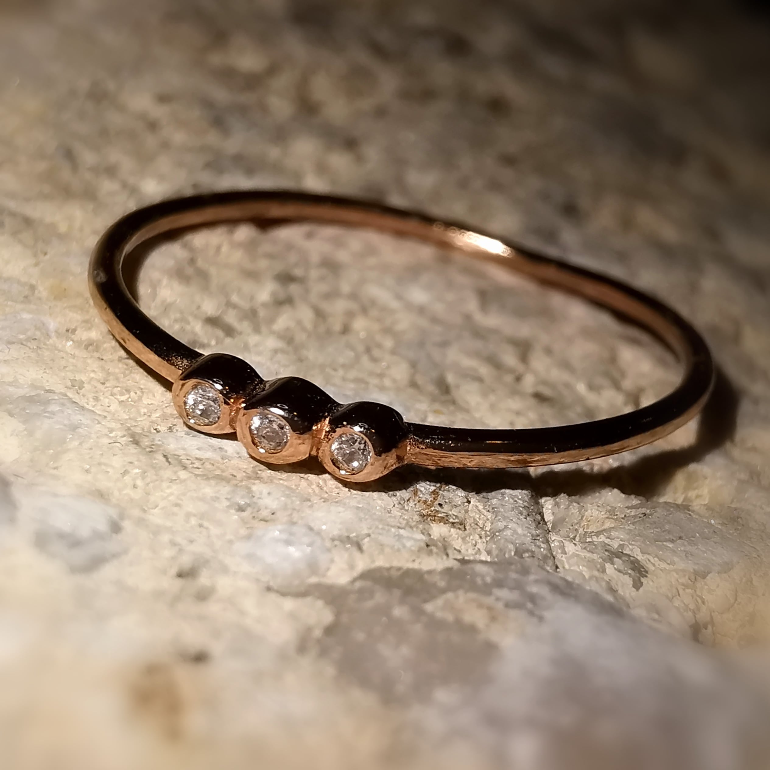 zarter Rose Gold Ring mit Zirkon, das Leben verzaubert, Größe 57, Karma, geweiht