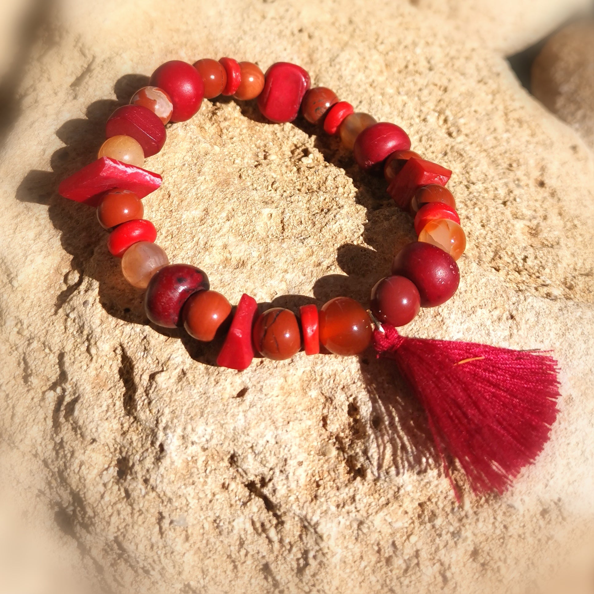 Heilstein Mix Karma Armband, Ton in Ton, Rot Orange, geweiht, Hippie Heilstein Mode, Kraft und Freude