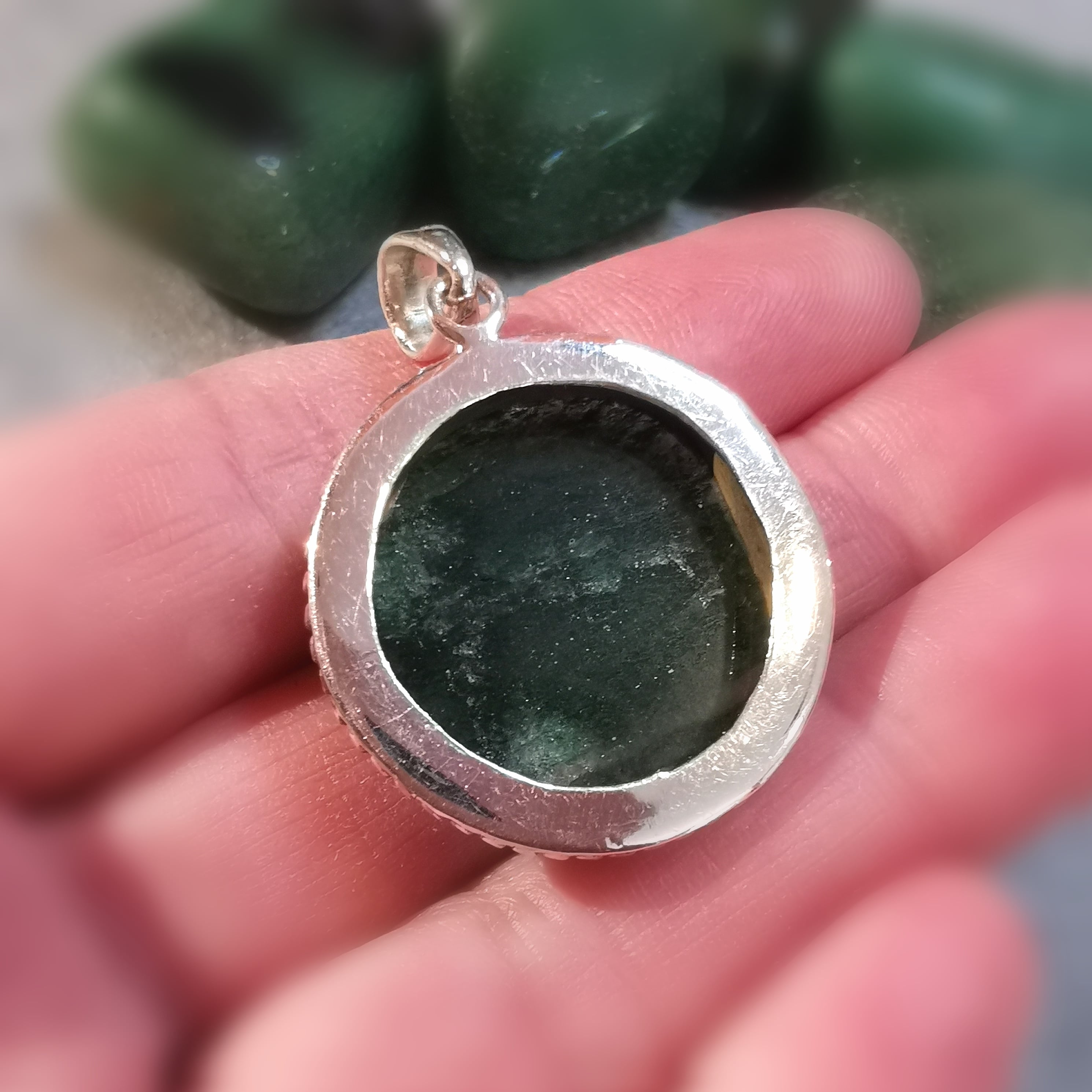 Aventurin Sterlingsilber Edelstein Karma Schmuck Anhänger tiefes Grün, geweiht, Mut und Schutz, Herz-Chakra Heilstein