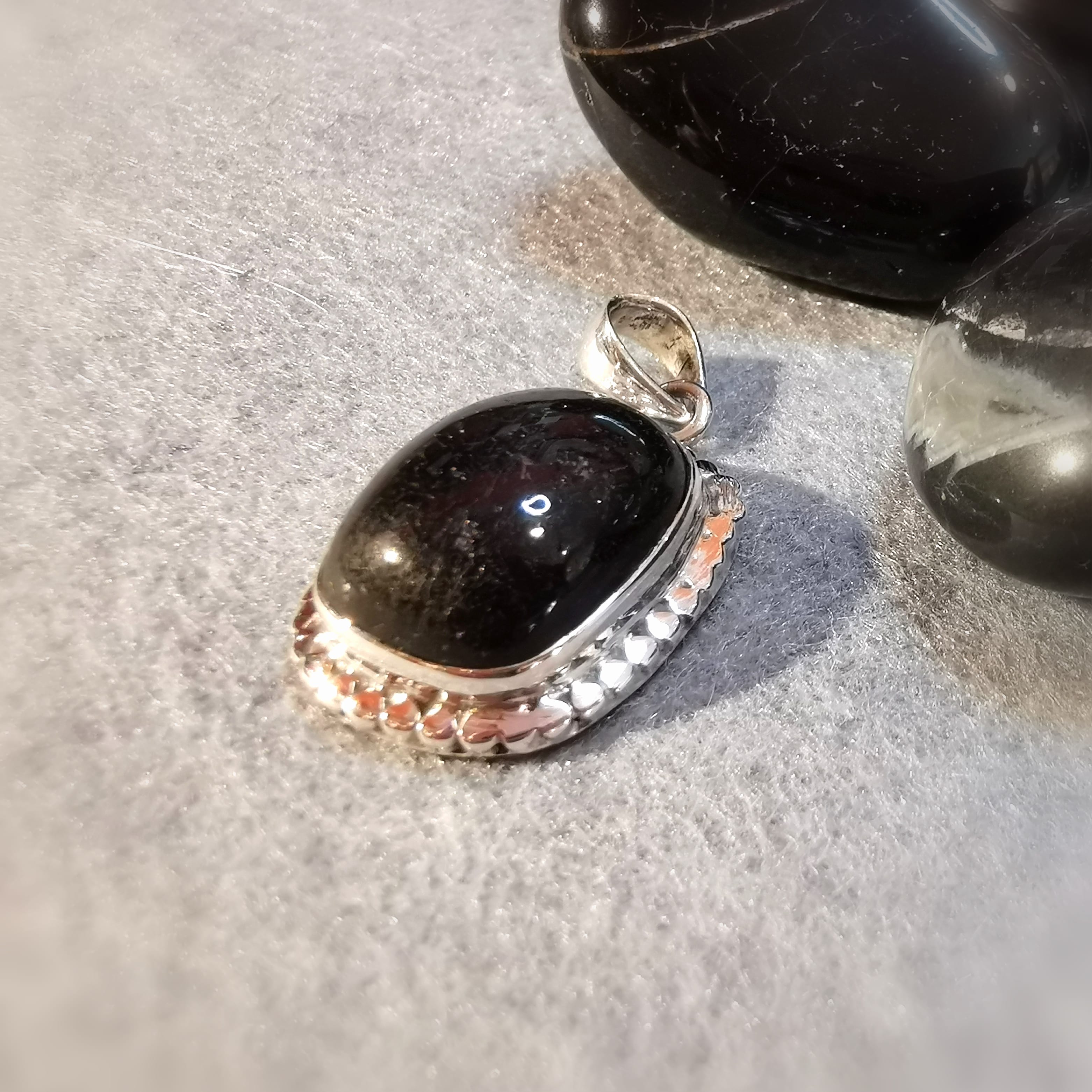 Turmalin Edelstein Heilstein Sterlingsilber Karma Chakra Anhänger, Aura Schutz und Kraft