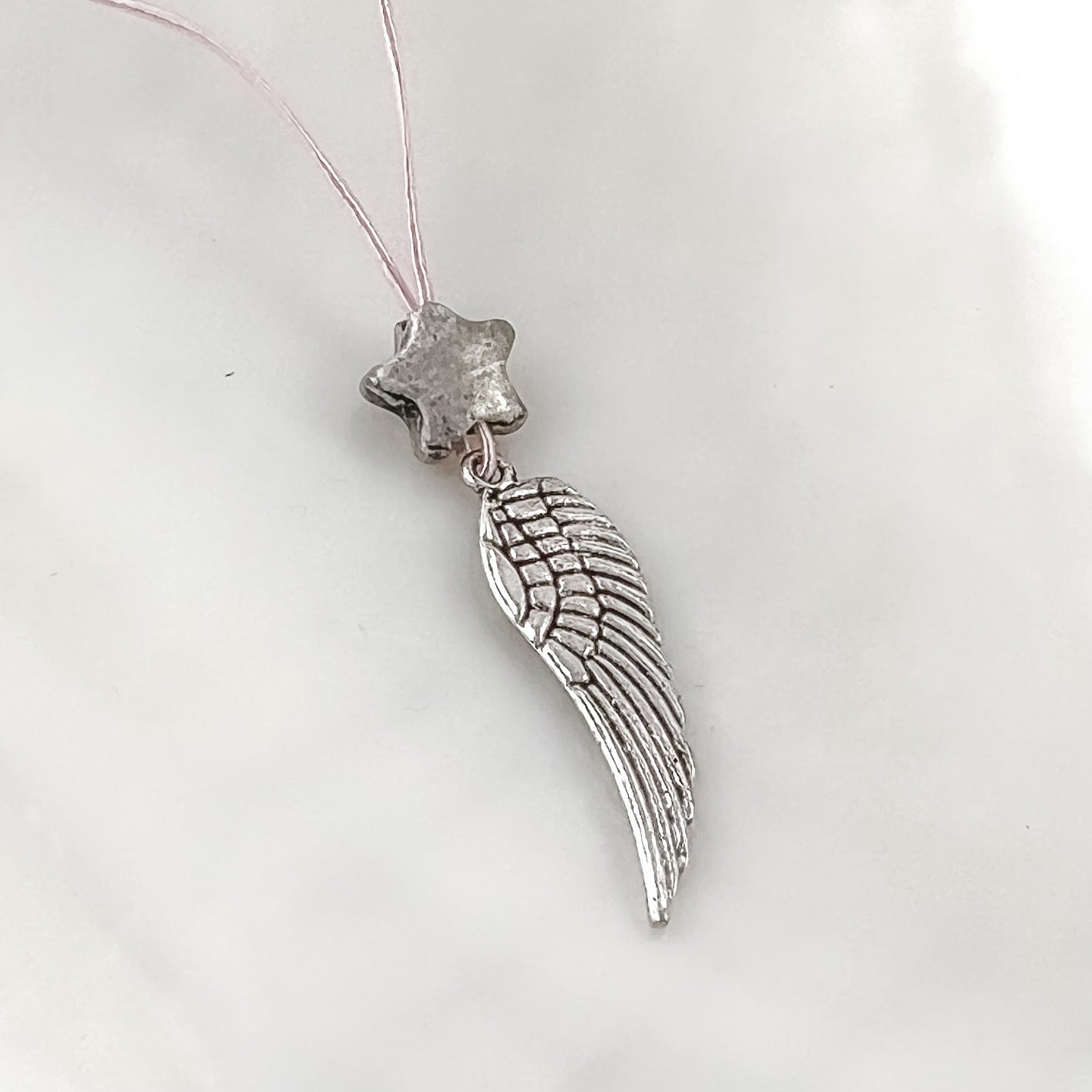 Engelsflügel Schutzengel Glückskind Talisman Karma Kette Rosa- "ich bin behütet"