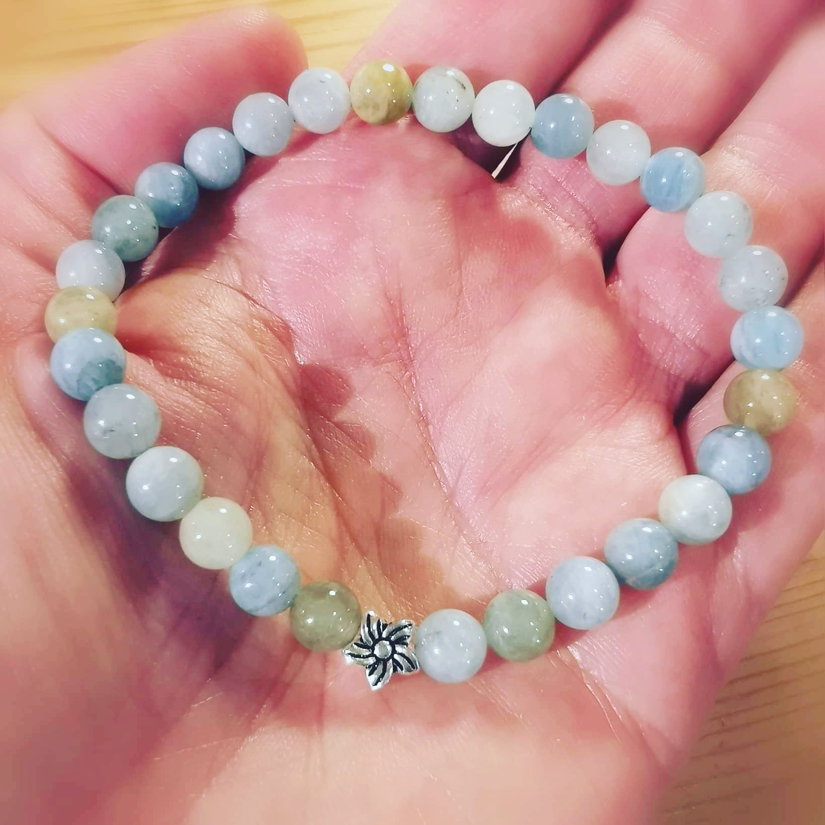 Beryll Hibiskus Armband, blau grün, Aquamarin & Heliodor, Seelenkraft