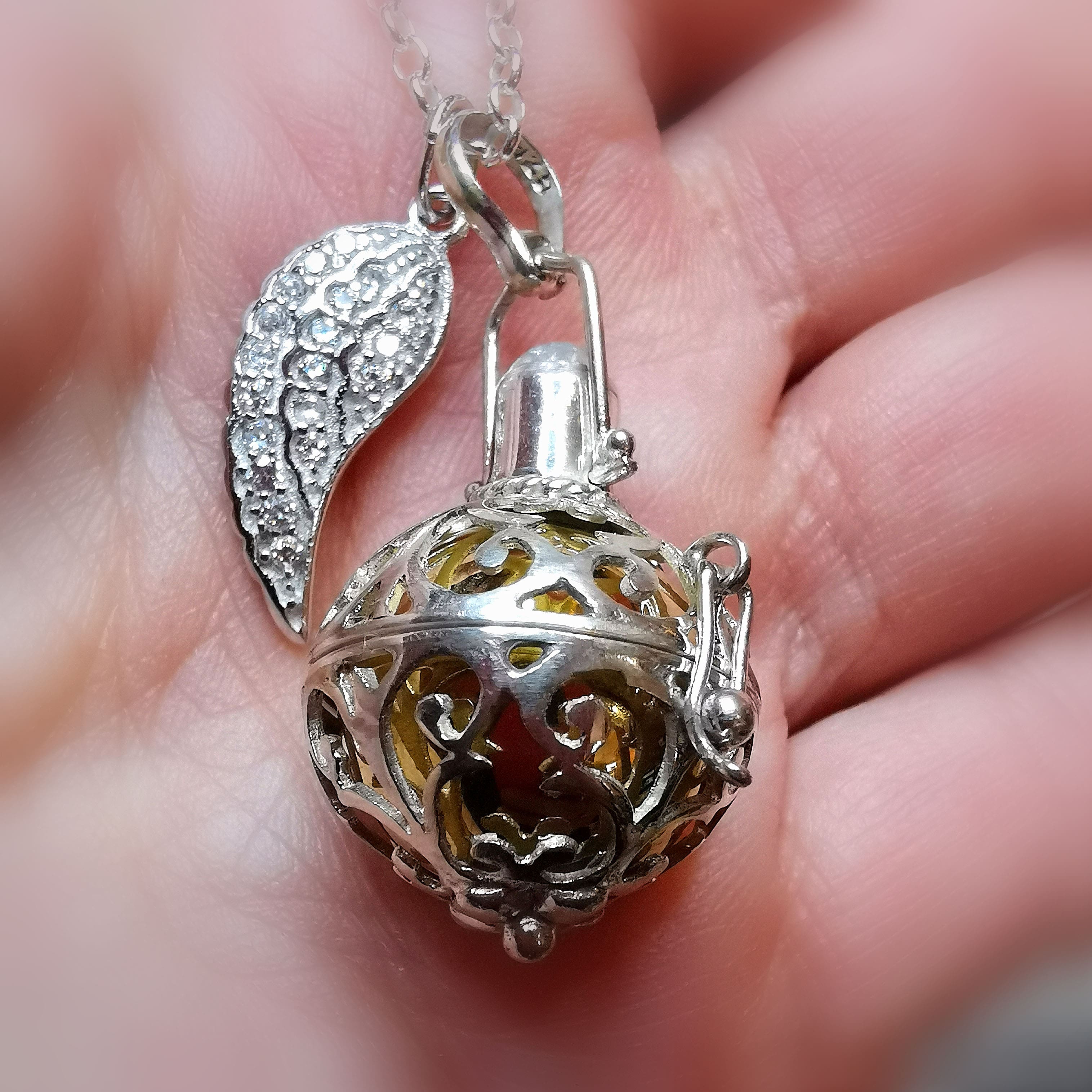 Engelsrufer Engelsflügel Mondstein Edelstein Karma Kette Sterlingsilber Set 60 cm, geweiht - Liebe und Glück