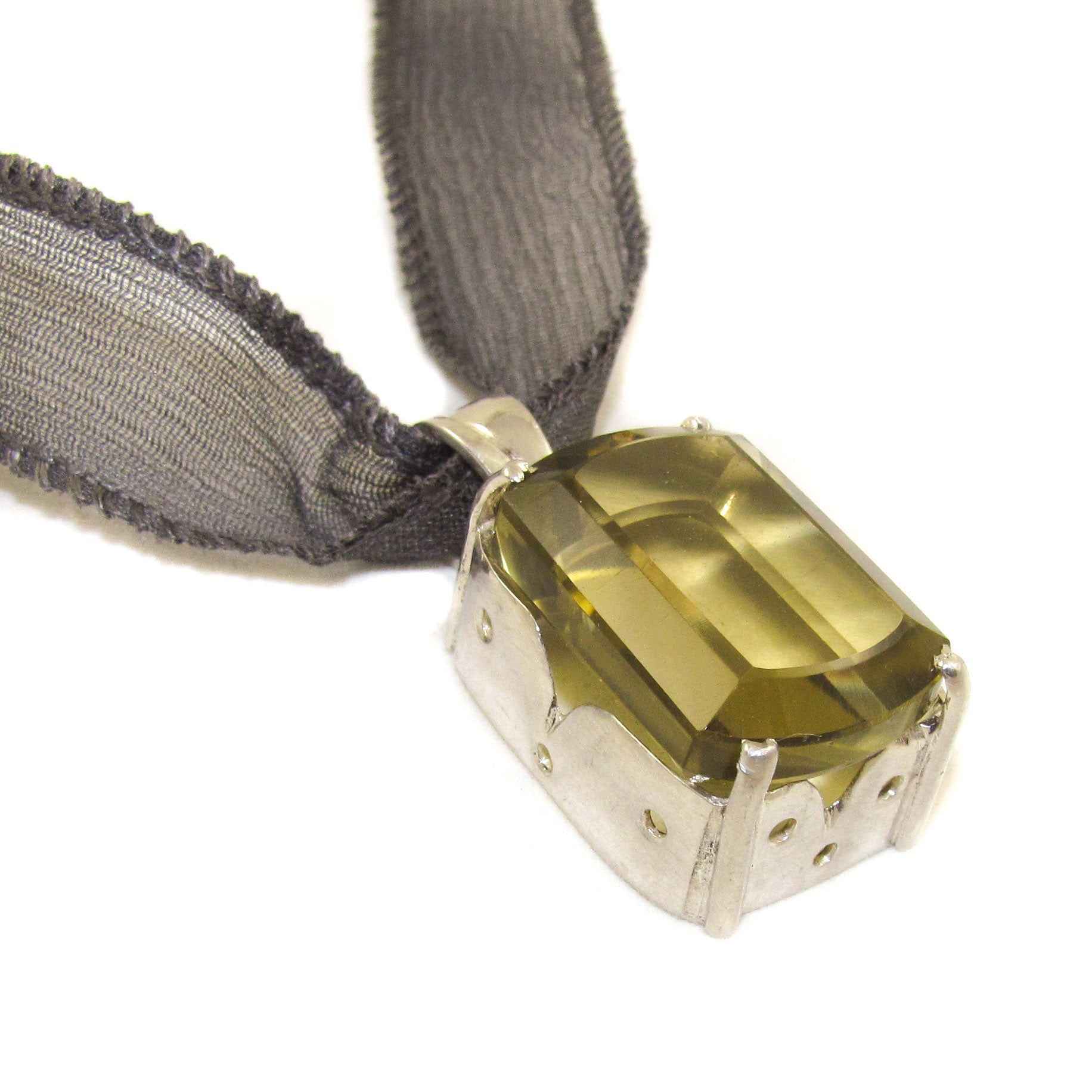 Citrin XL, Sterlingsilber Edelstein Anhänger an Chiffon - Lebensfreude