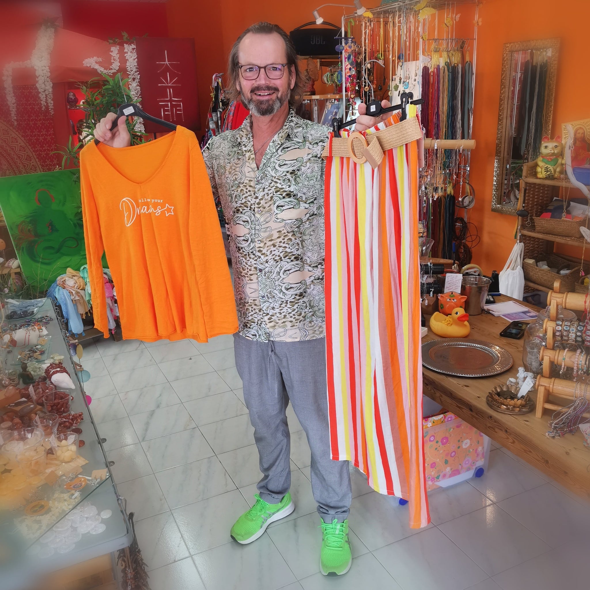 shopping at samaki project - when Markus goes shopping for me at samak