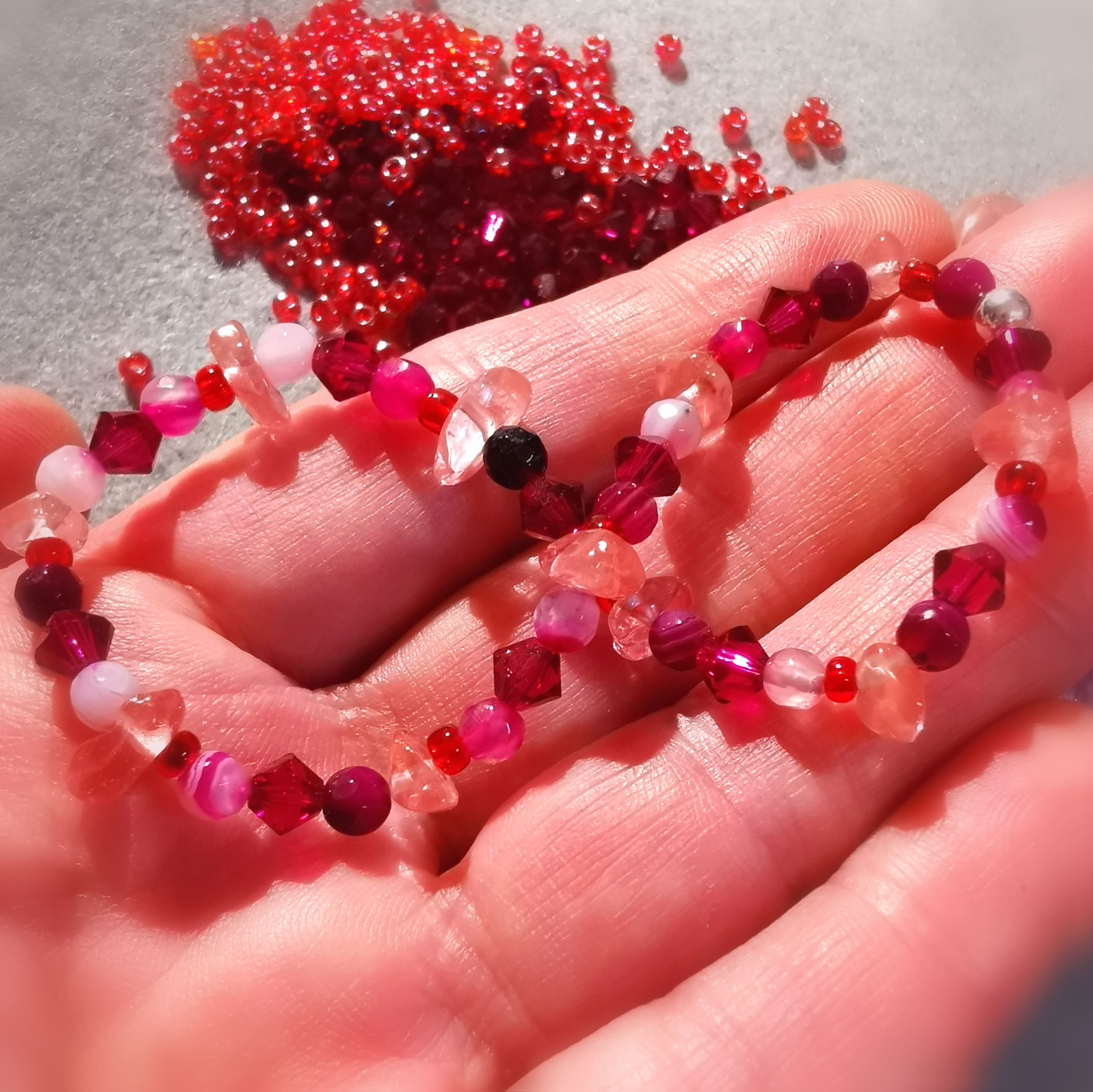 Koralle Karneol Glücksachat Pink Achat Goldberyll Karma Armband 18,2 cm, love peace happiness, geweiht, das Leben feiern
