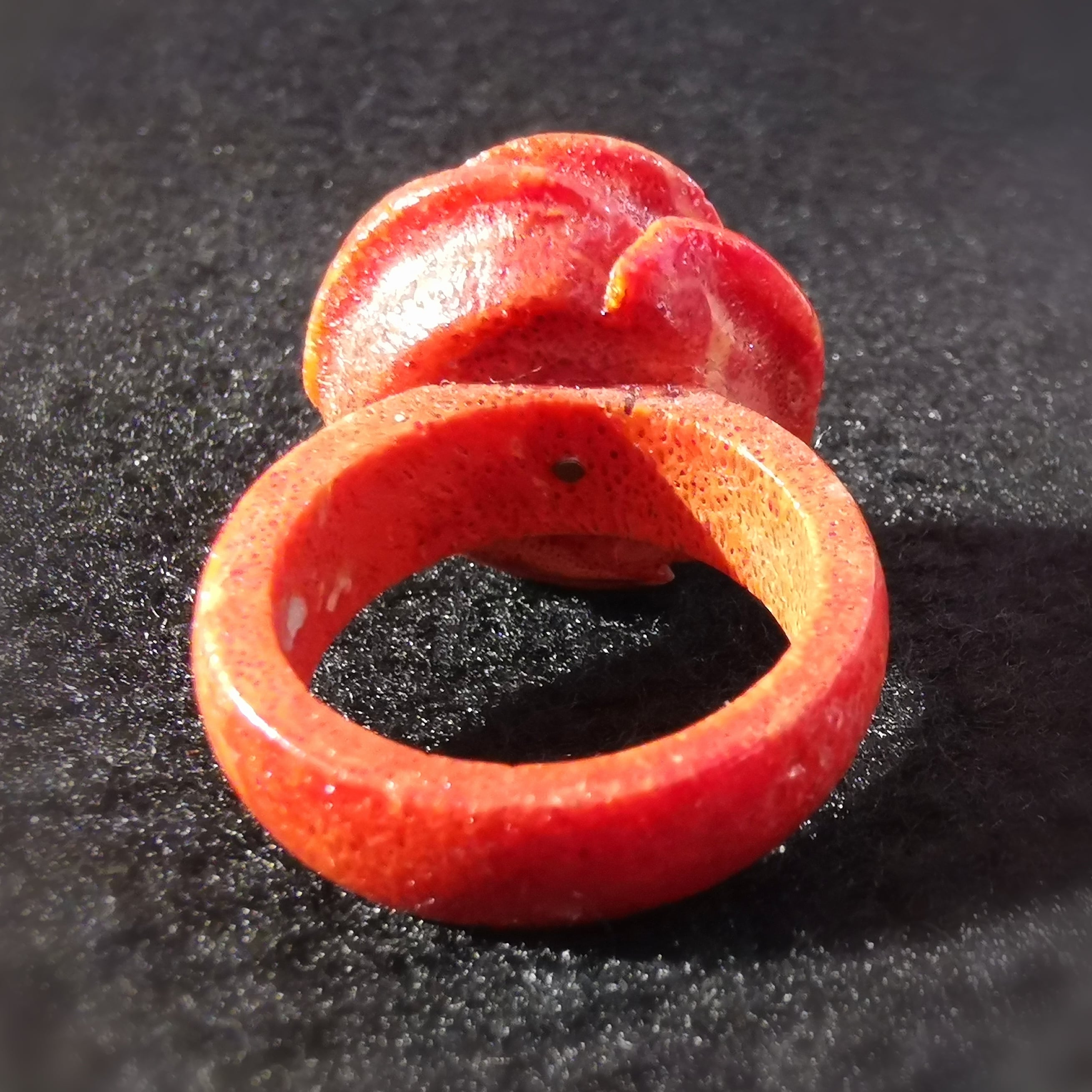 Koralle Rosen Ring, Edelstein Blüten Karma Wurzelchakra Heilstein Fingerring, Größe 59 - Liebes- wie Lebenslust