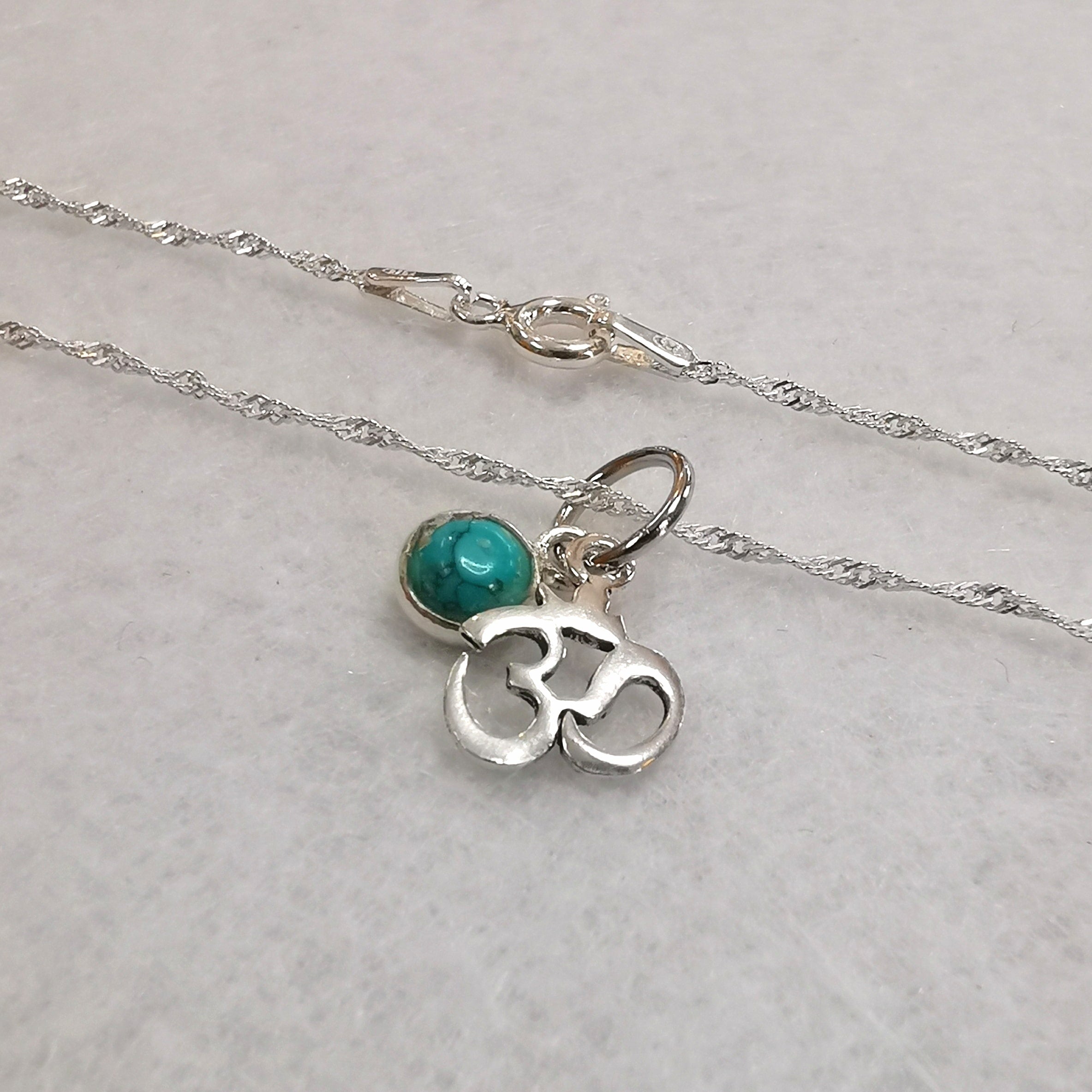 OM Türkis Charm Kette Sterlingsilber Edelstein, Karma Schmuck Kette - Frieden und Freiheit