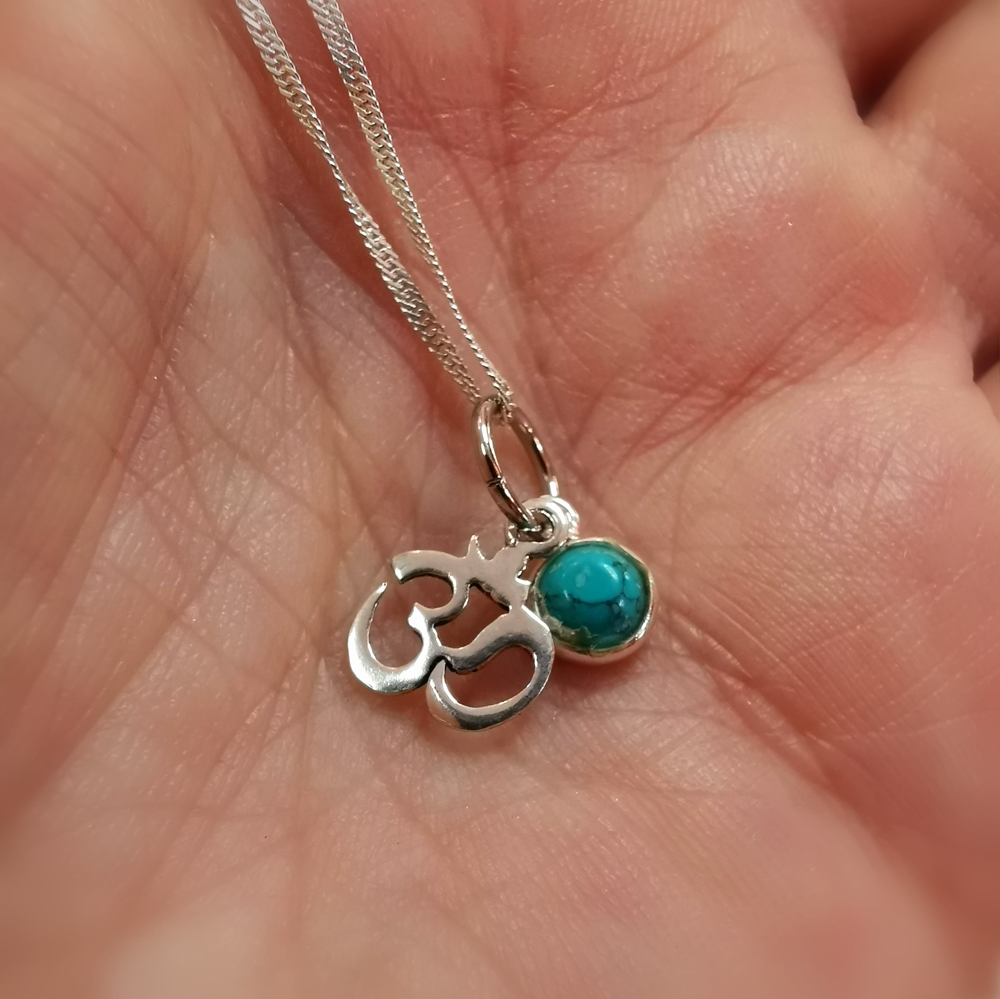 OM Türkis Charm Kette Sterlingsilber Edelstein, Karma Schmuck Kette - Frieden und Freiheit