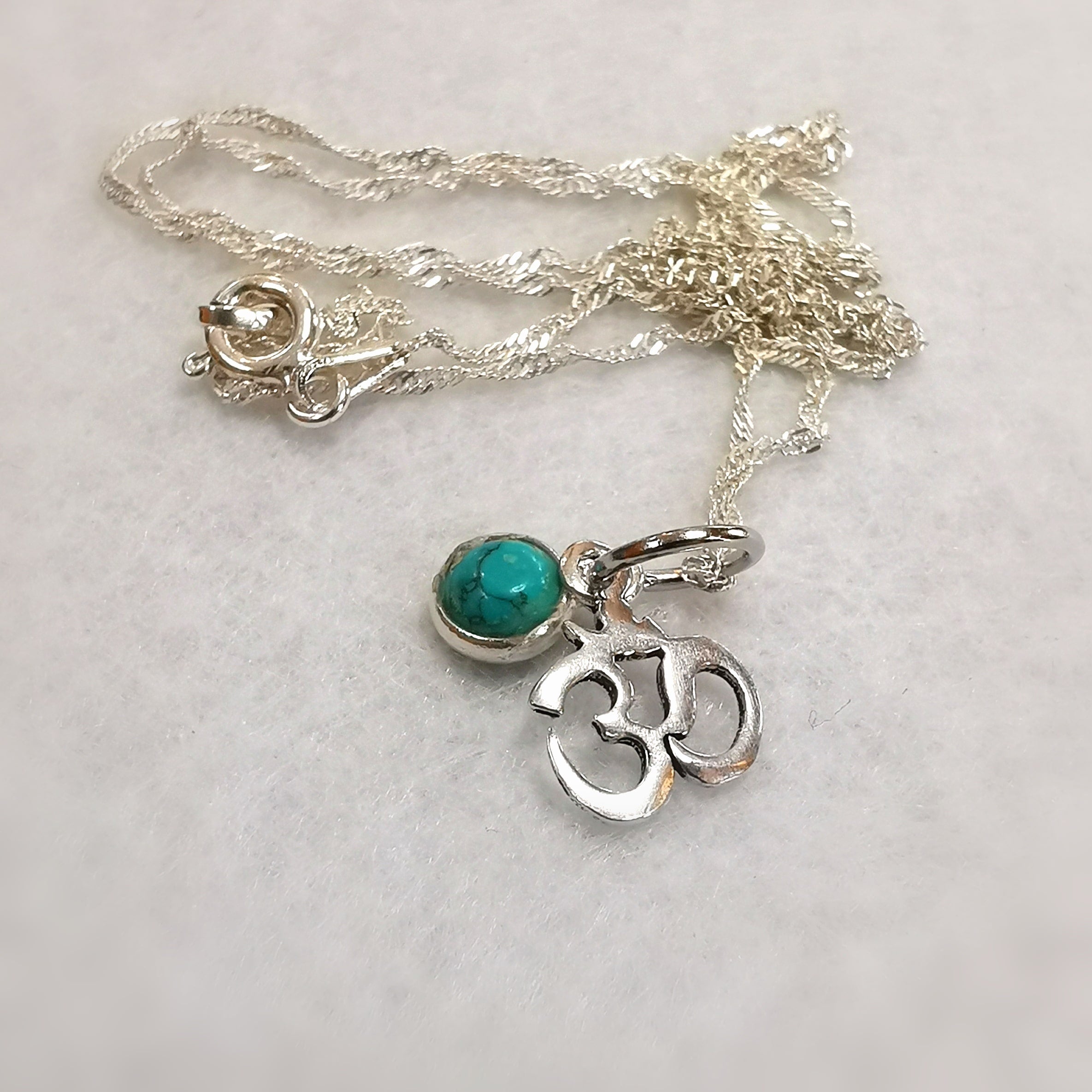 OM Türkis Charm Kette Sterlingsilber Edelstein, Karma Schmuck Kette - Frieden und Freiheit