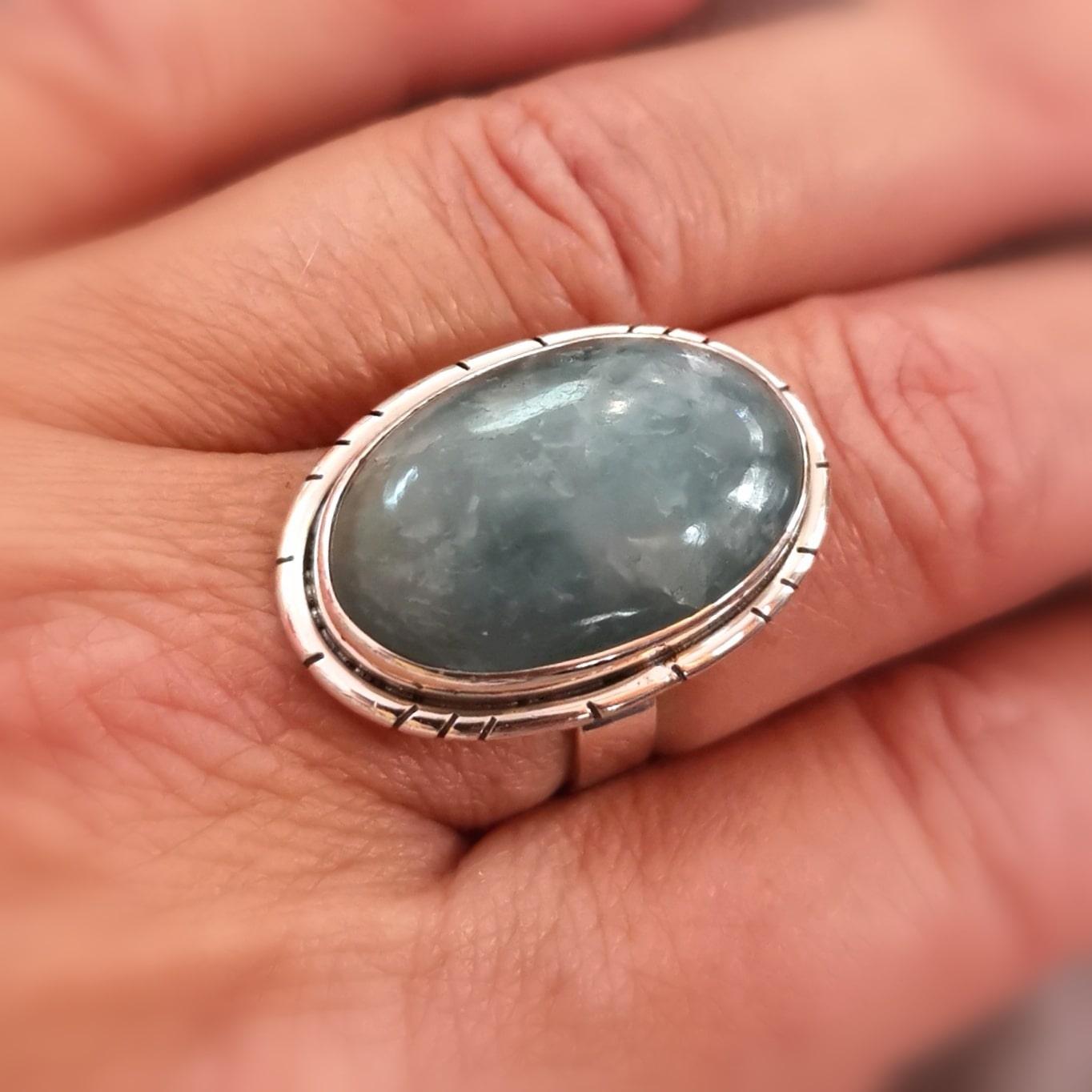 Aquamarin blauer Beryll Ring, oval, Sterlingsilber Heilstein Karma Ring, Größe verstellbar, Erfrischung