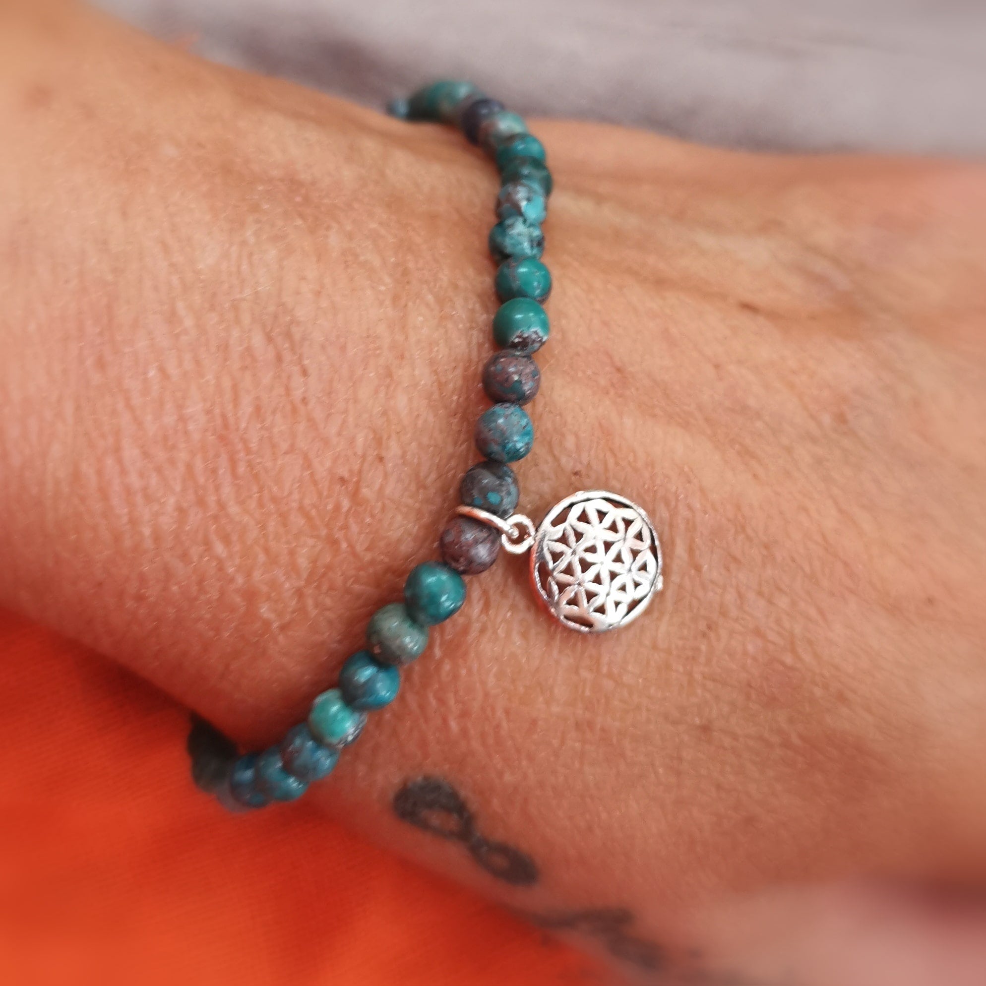 Pulsera de piedra curativa de karma con flor de la vida y piedras preciosas reales de color turquesa - nuevas formas