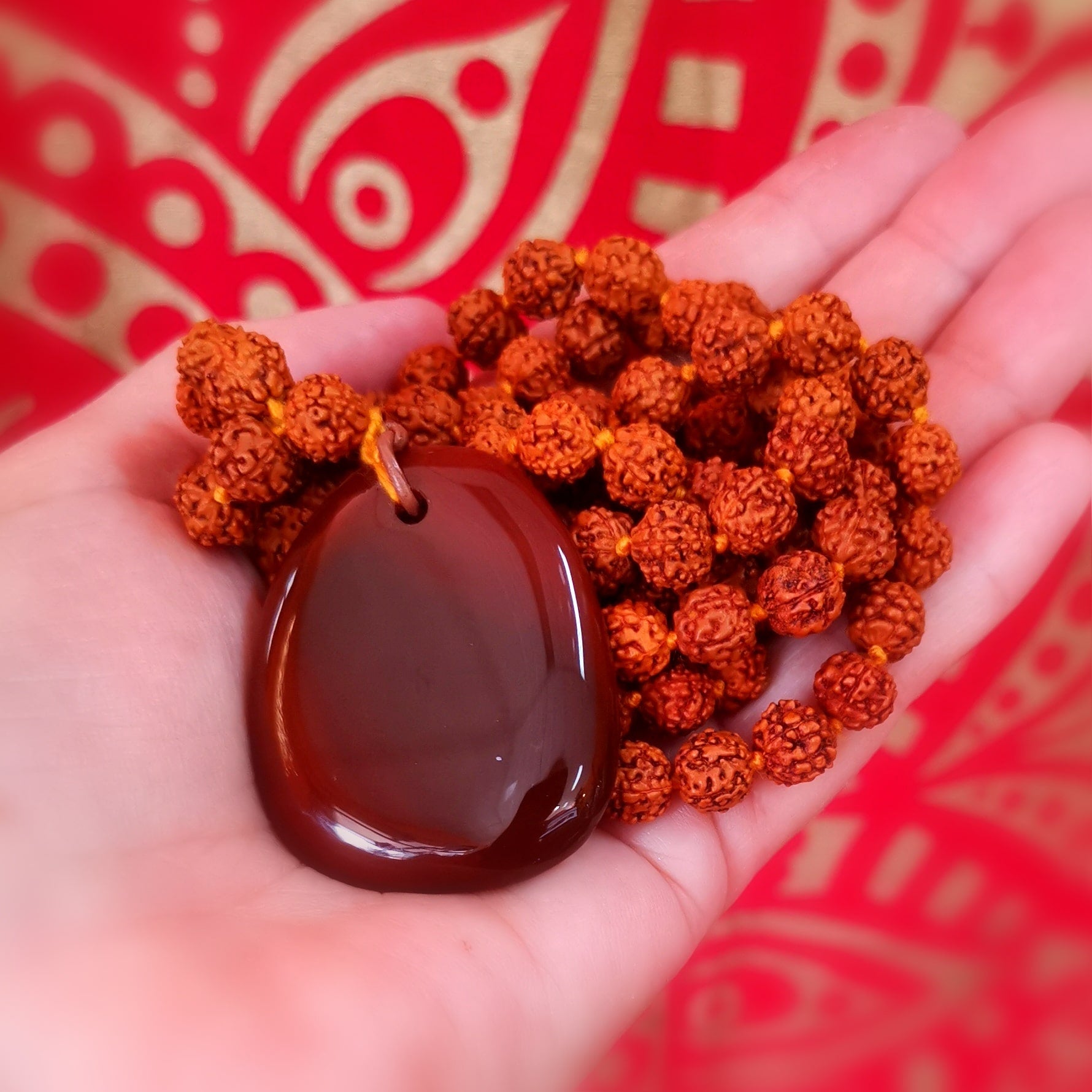 Rudraksha Carneol Glücksachat Edelstein Mala Heilstein Kette, Unikat geweiht, Fröhlichkeit