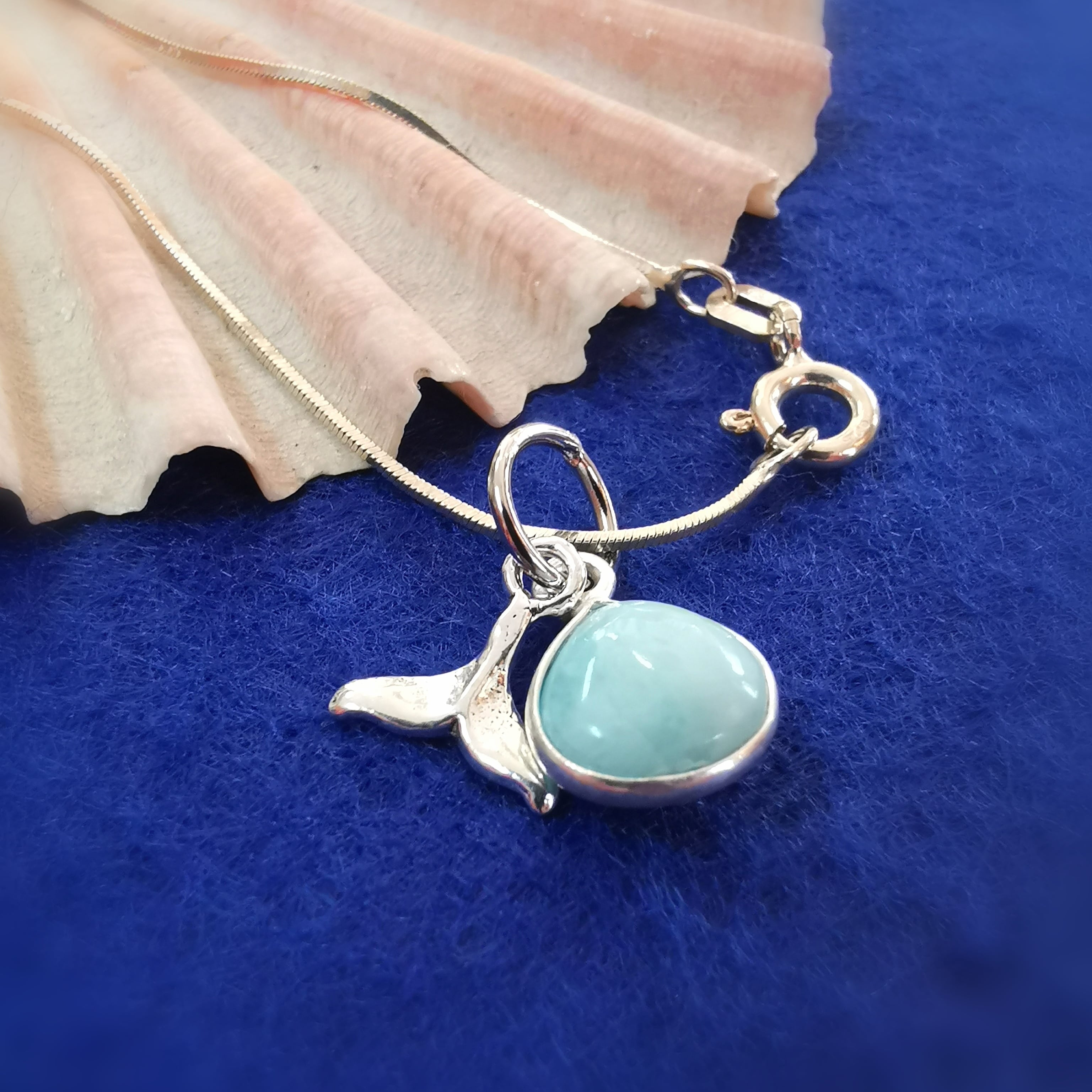 Larimar Edelstein Tropfen Walflosse Karma Schlangen Kette 40 cm, Krafttier Heilstein Schmuck, geweiht - Frei sein (Kopie)