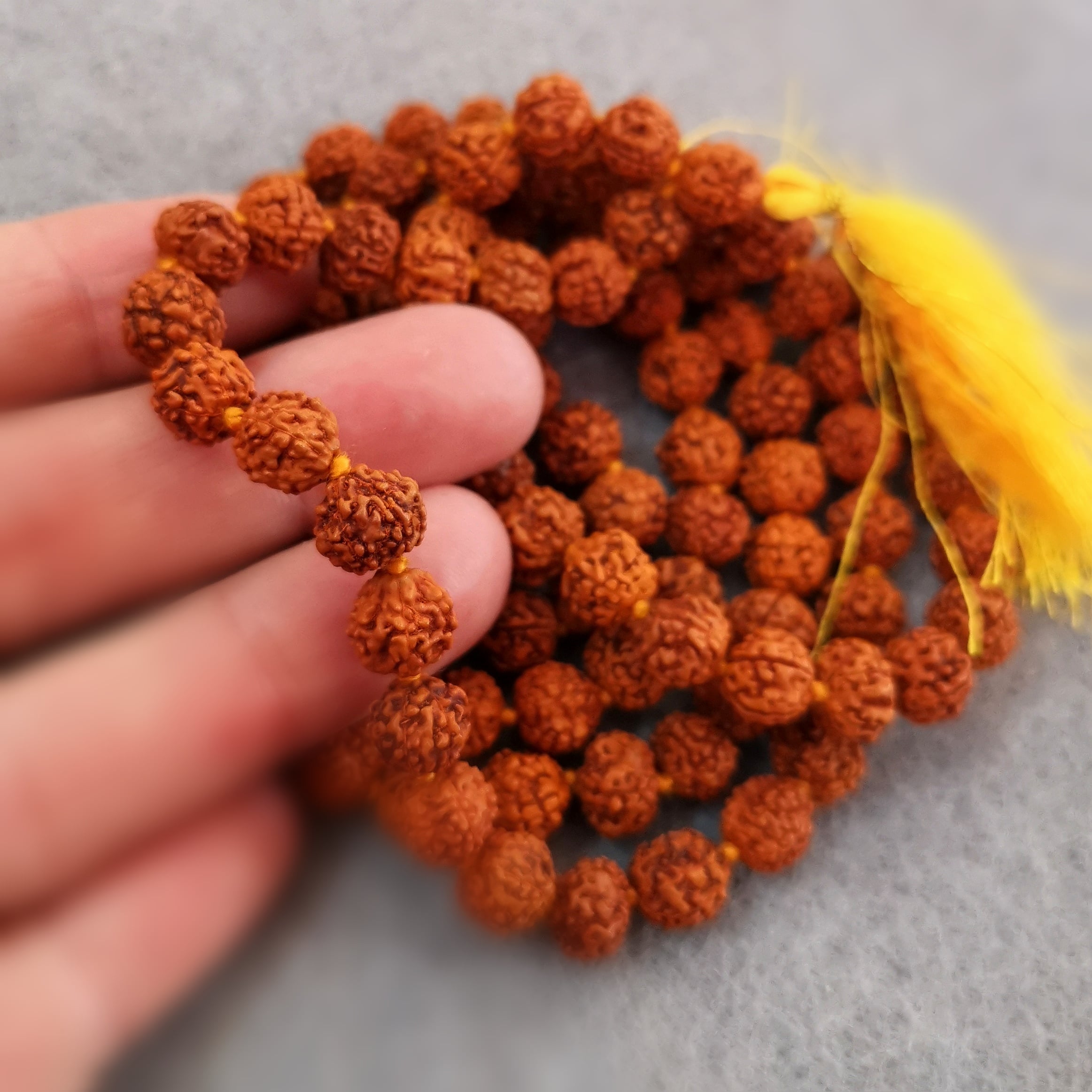 Rudraksha Mala Gebetskette - 108 Perlen, Unikat geweiht, Liebe und Hingabe