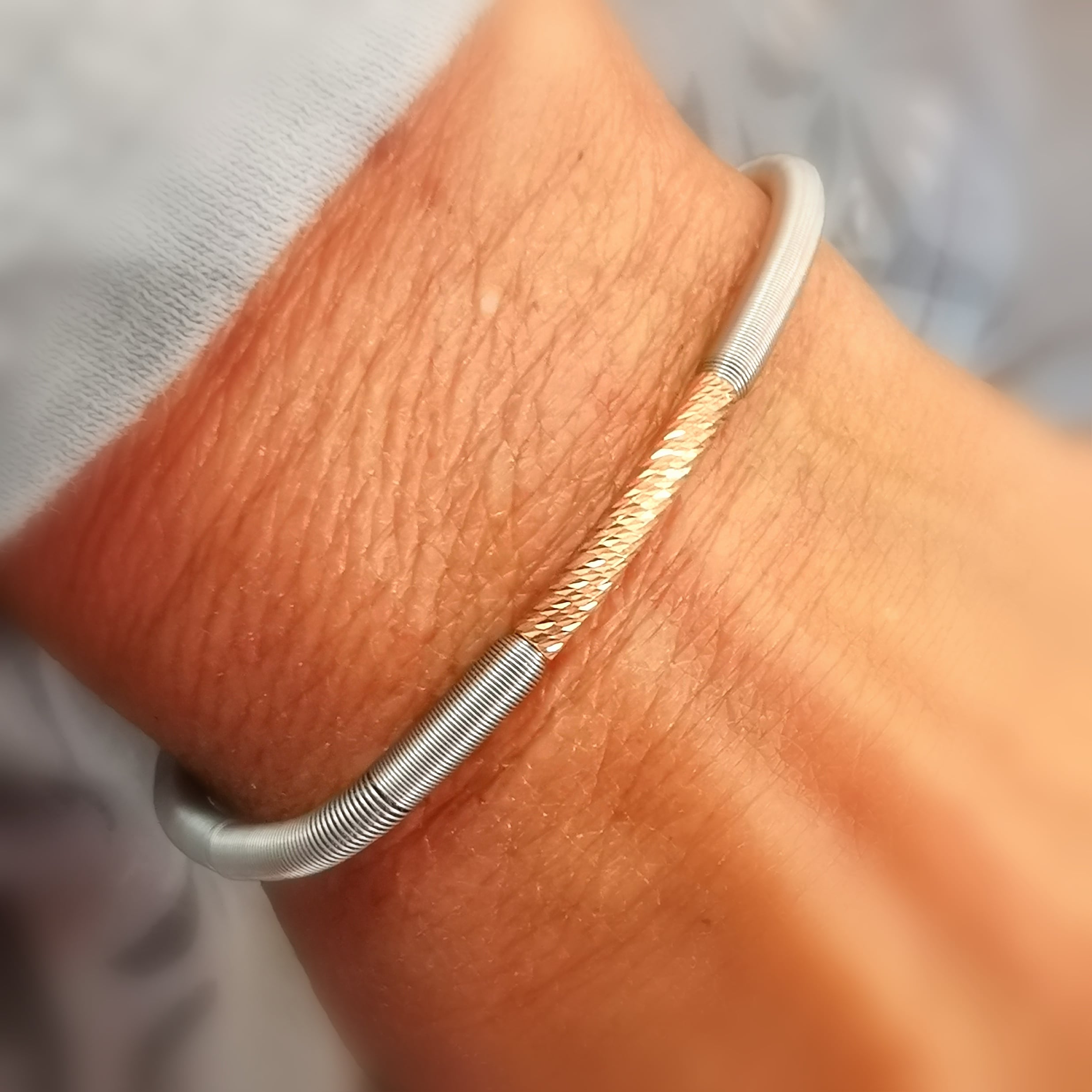 Armband Fusskettchen Edelstahl Spirale mit Gold, Boho Schmuck alle Größen vergoldet