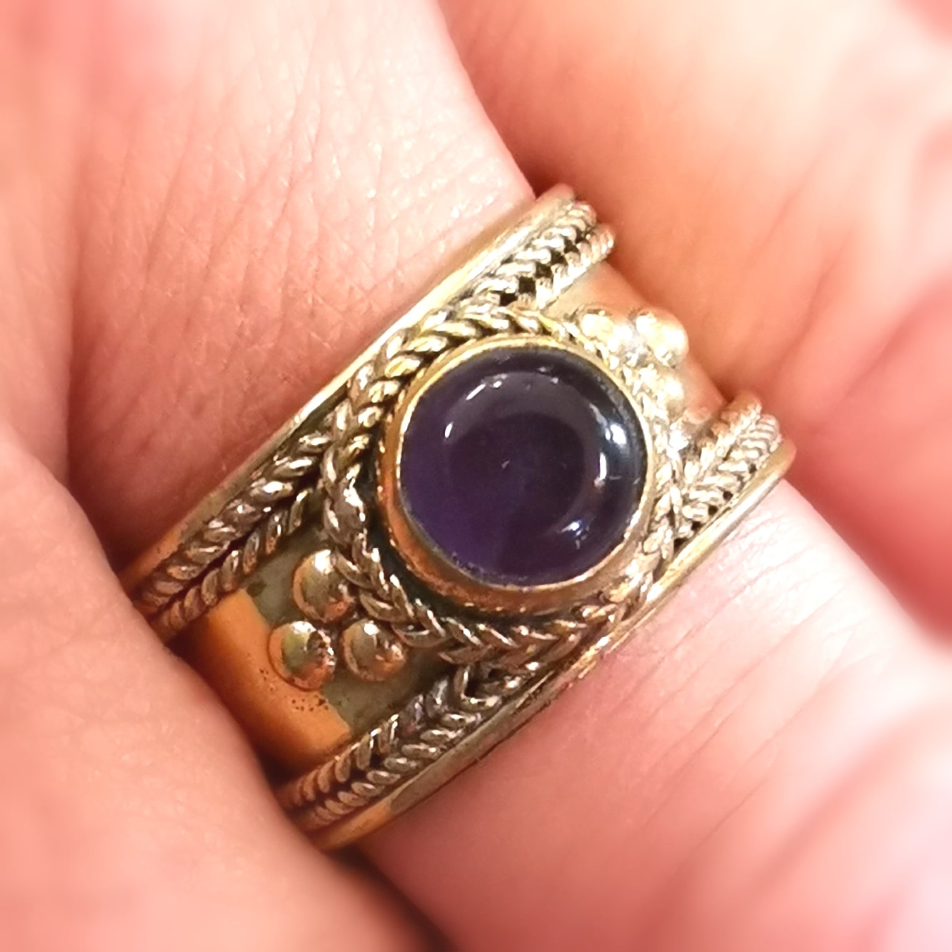 Amethyst Edelstein Messing Boho Fingerring Größe 64, das Leben feiern