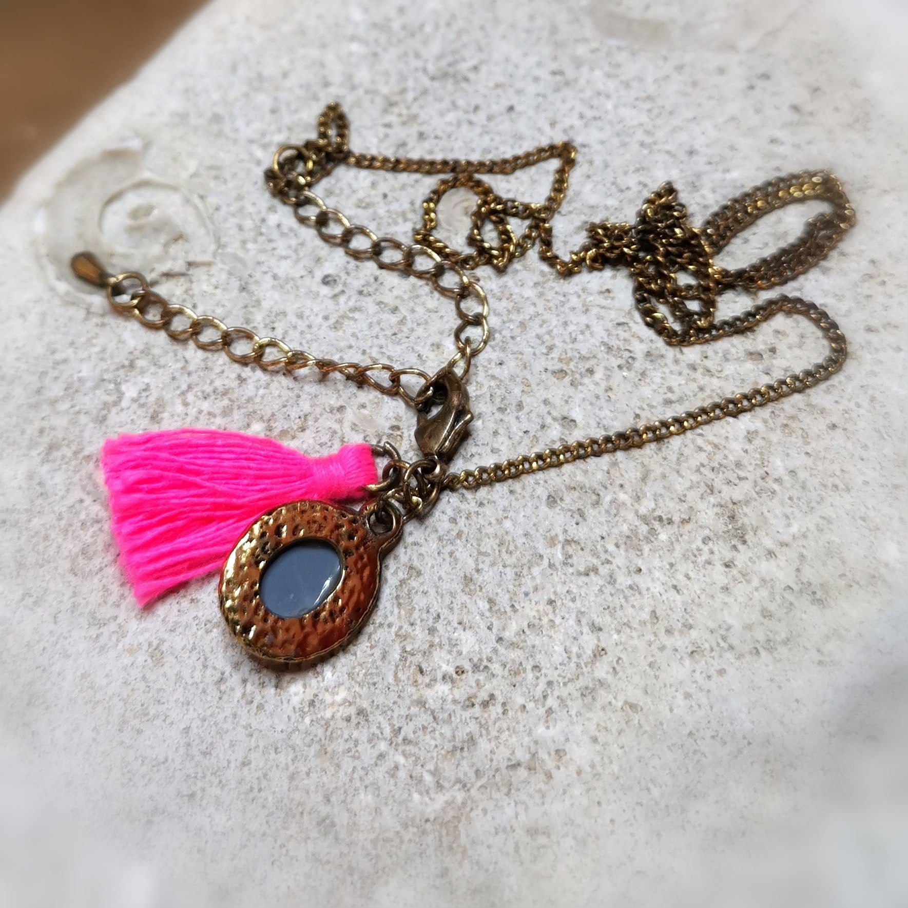 30.07.2024, 19:37 Kristall Messing Vintage Boho Kette, blau pink gold #relax