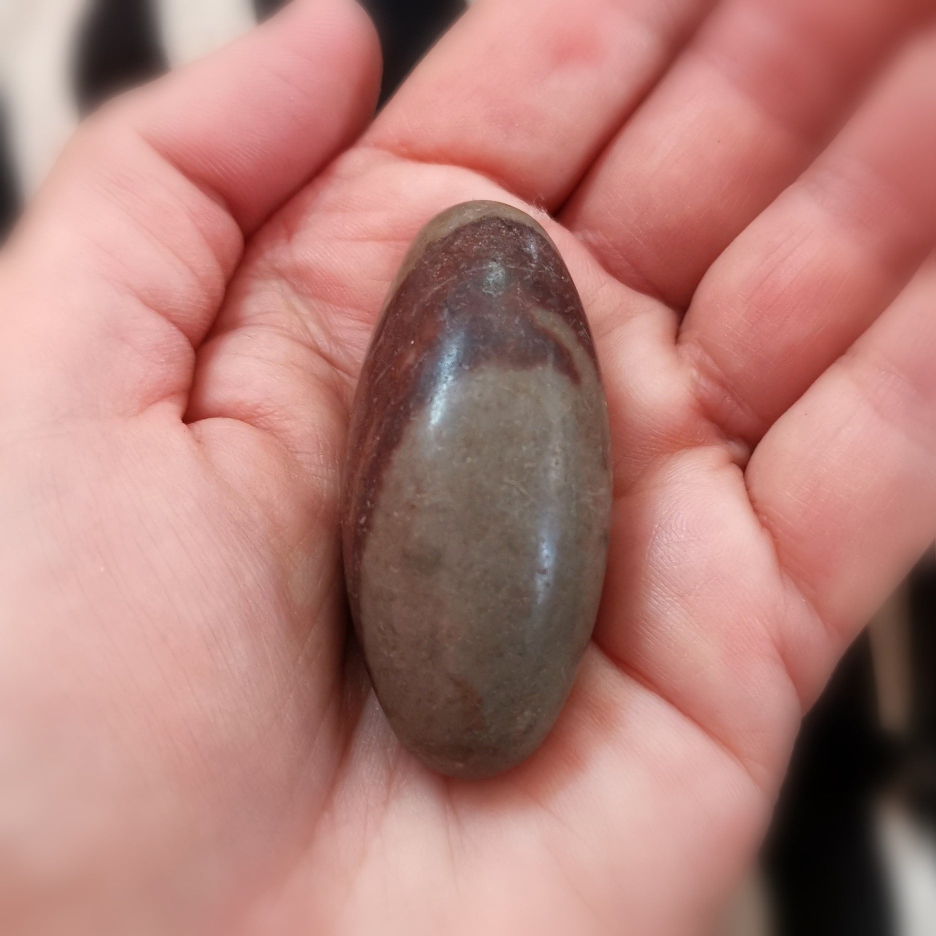 Shiva Lingam Handschmeichler, Meditation, Behandlung, Karma Heilstein geweiht, tiefe Einsicht