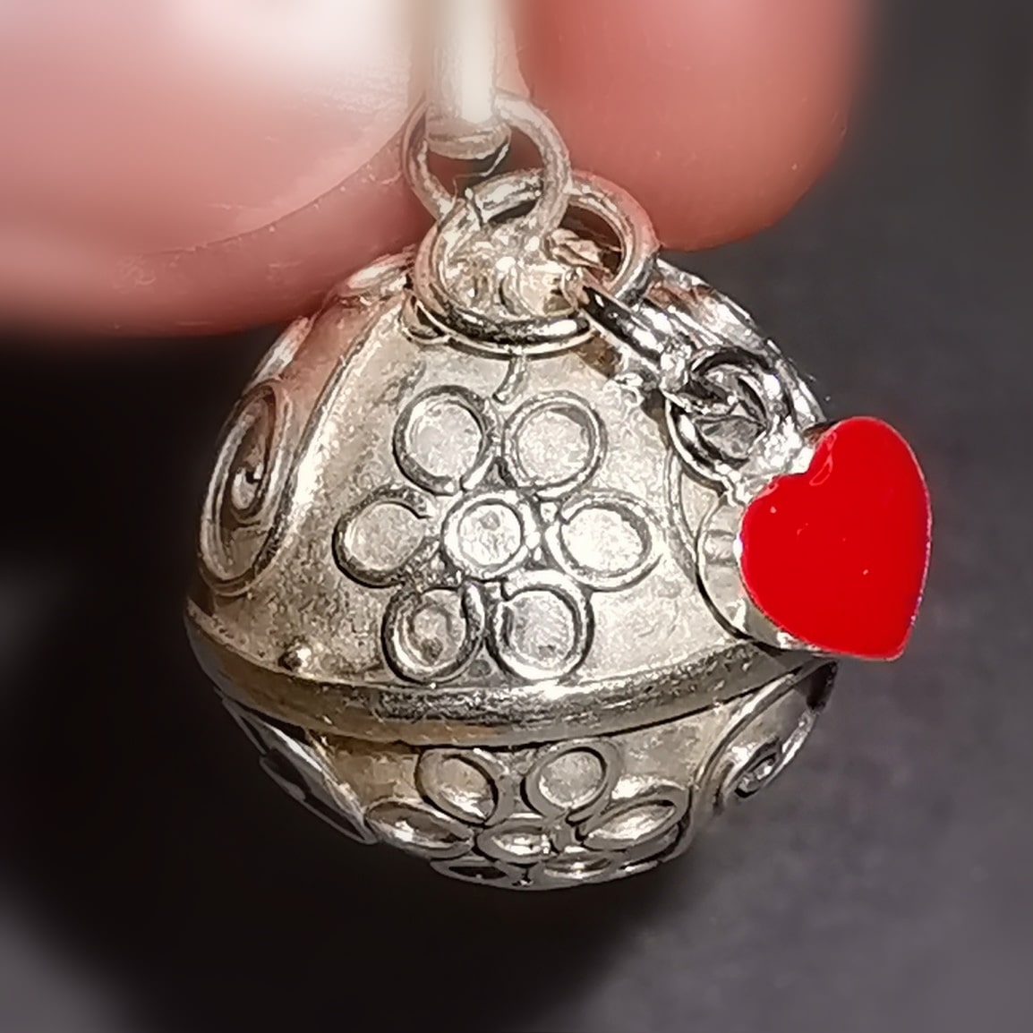 Engelsrufer Herz Klangkugel Charm, Sterlingsilber Handarbeit, Karma Anhänger geweiht mit Licht und Liebe