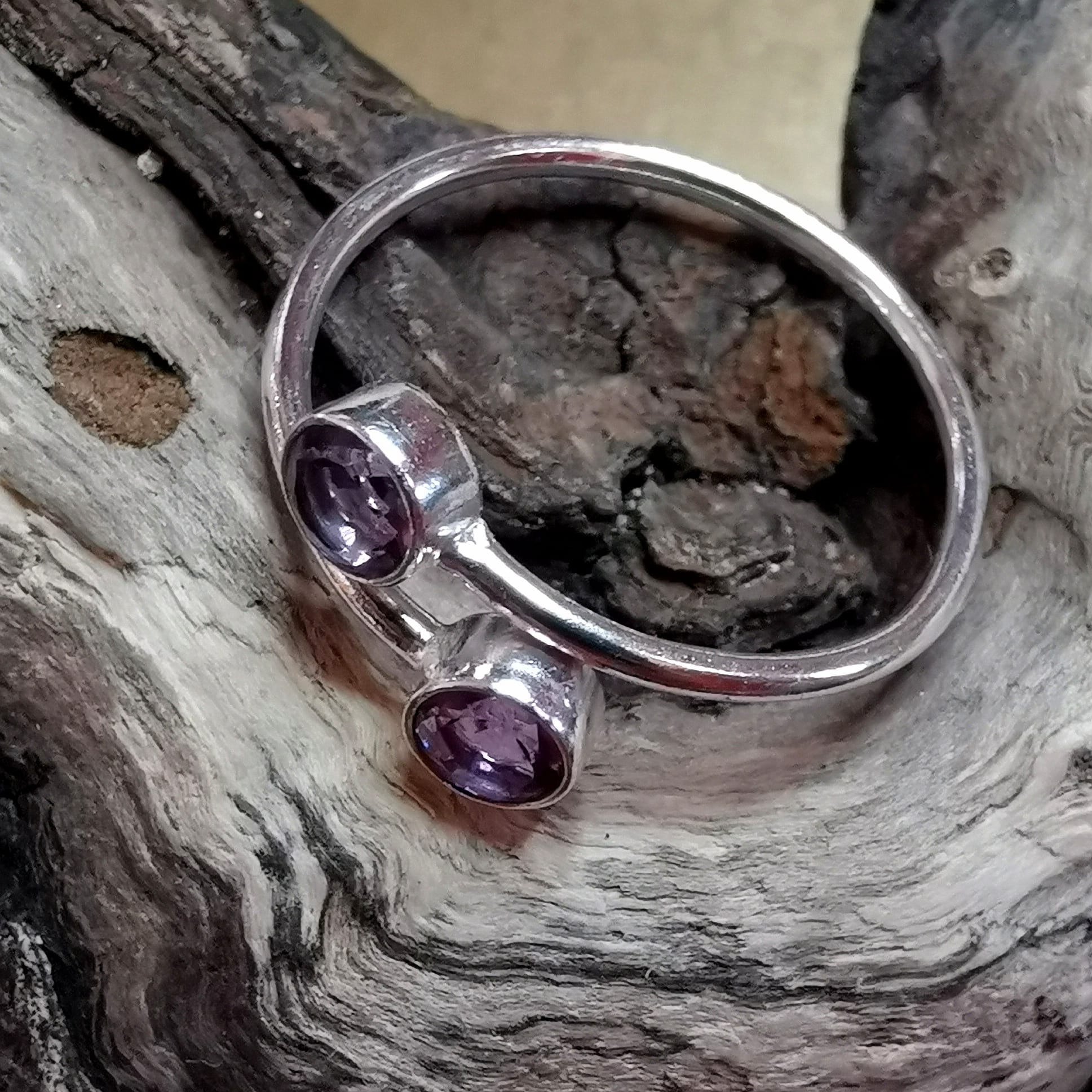 Amethyst Edelstein facettiert, Sterlingsilber Ring Chakra Fingerring offen, geweiht #hingabezumleben, Größe 58 -59, geweiht - in Harmonie