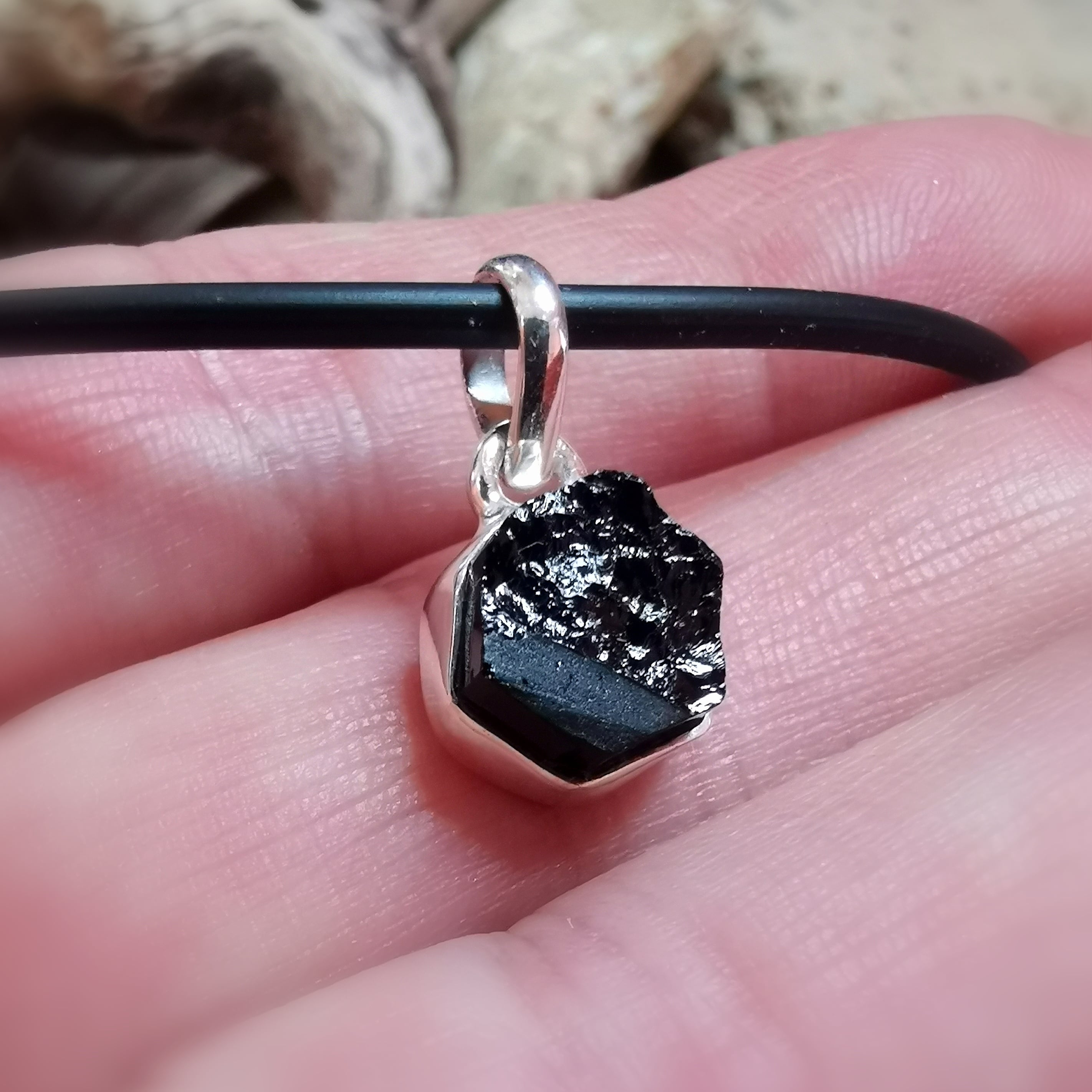 Turmalin Edelstein Heilstein  Natur Karma Kette Sterlingsilber Kautschuk, geweiht #geschützt