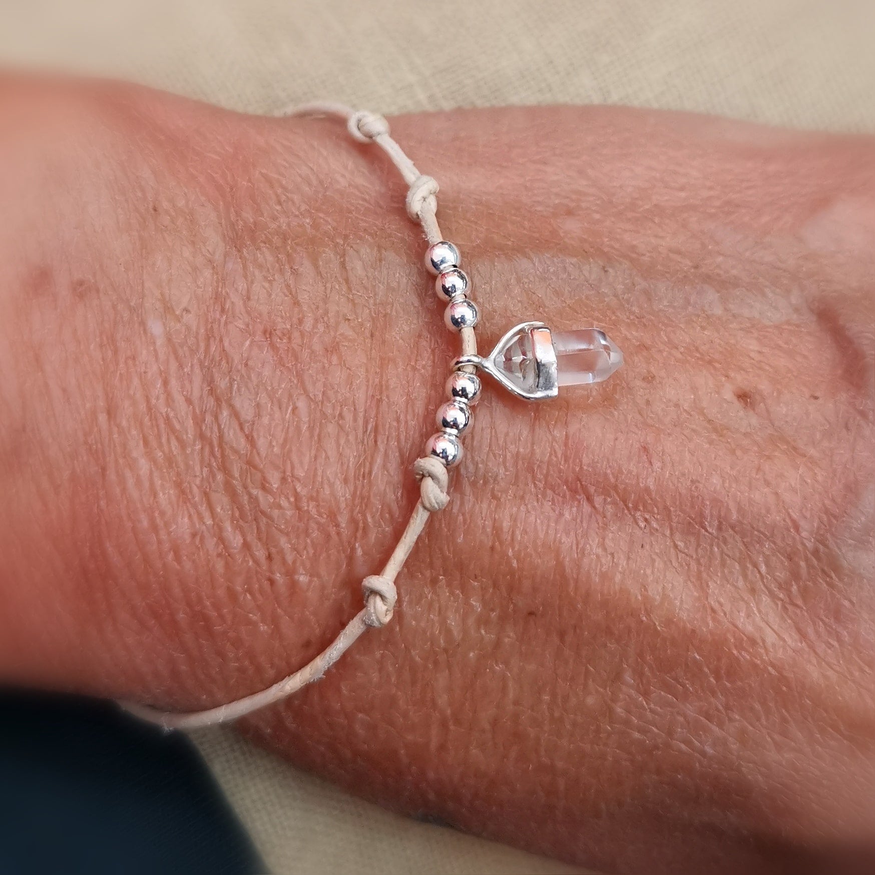 Bergkristall Edelstein Spitze Sterlingsilber Leder Aura Karma Armband Klarheit, geweiht