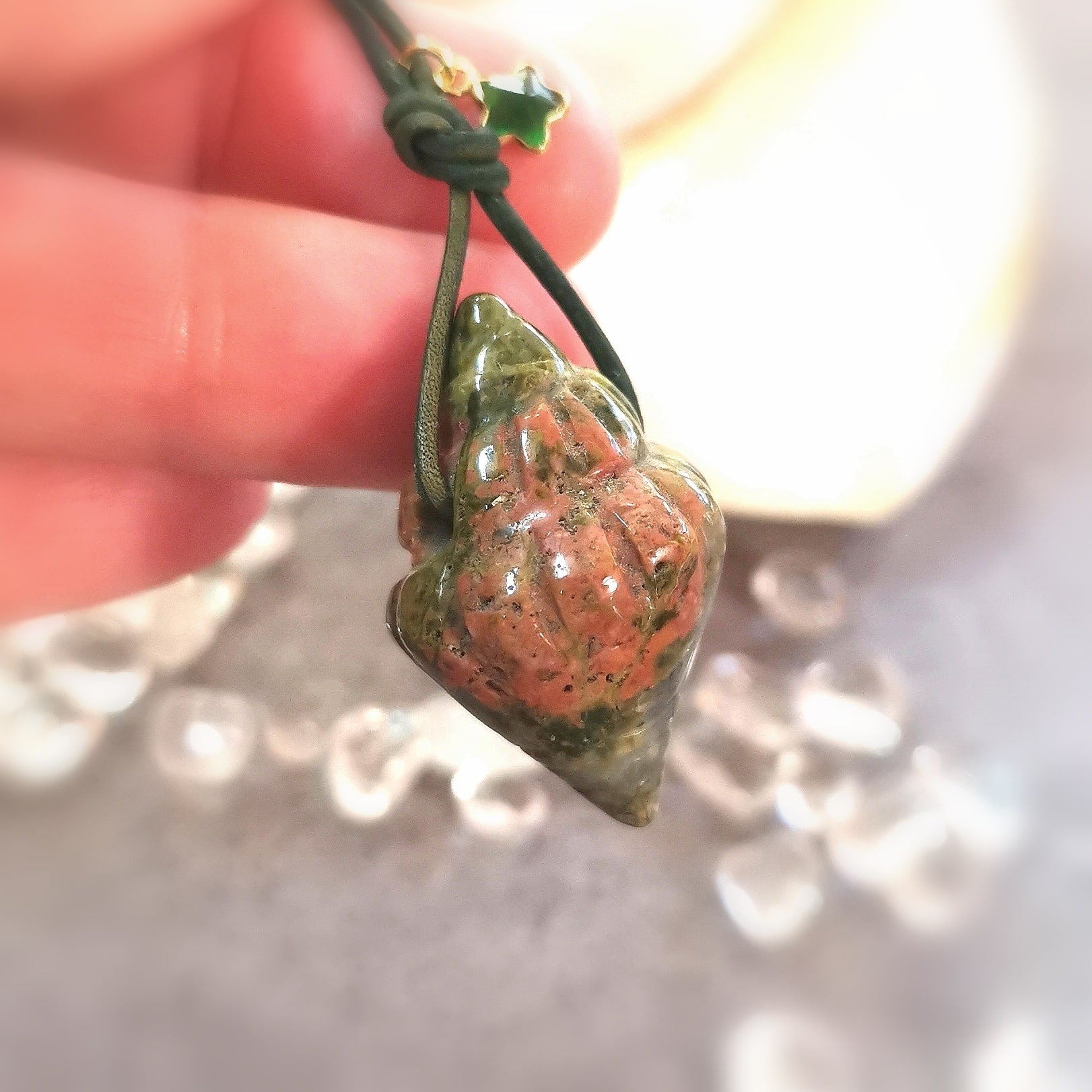 Unakite Zircon Piedra preciosa Concha Espíritu Animal Estrella de Mar Cuero Karma Collar, Corazón y Mente