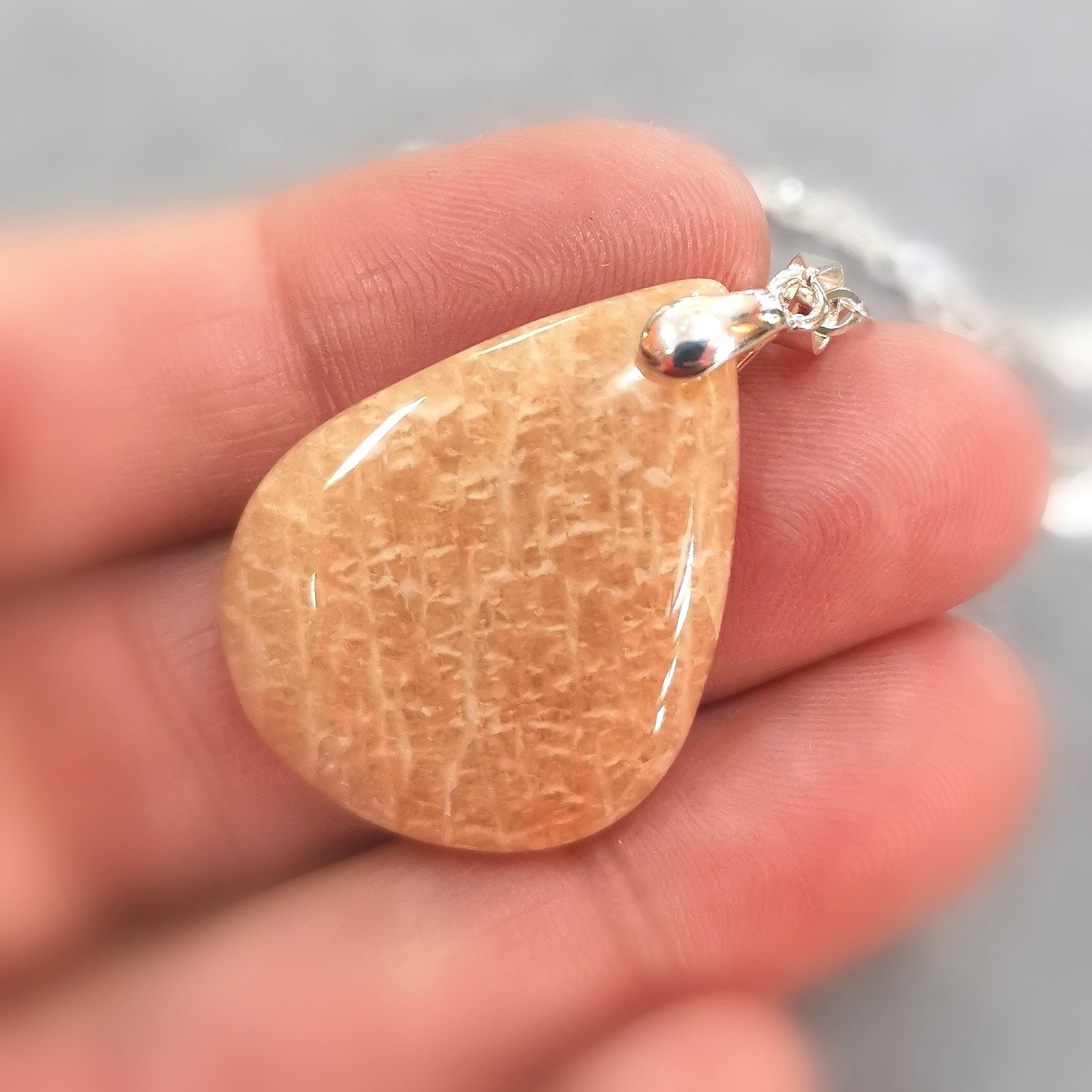 Melocotón Aventurina naranja suave, collar de gota de piedras preciosas, consagrado - encontrar la paz interior