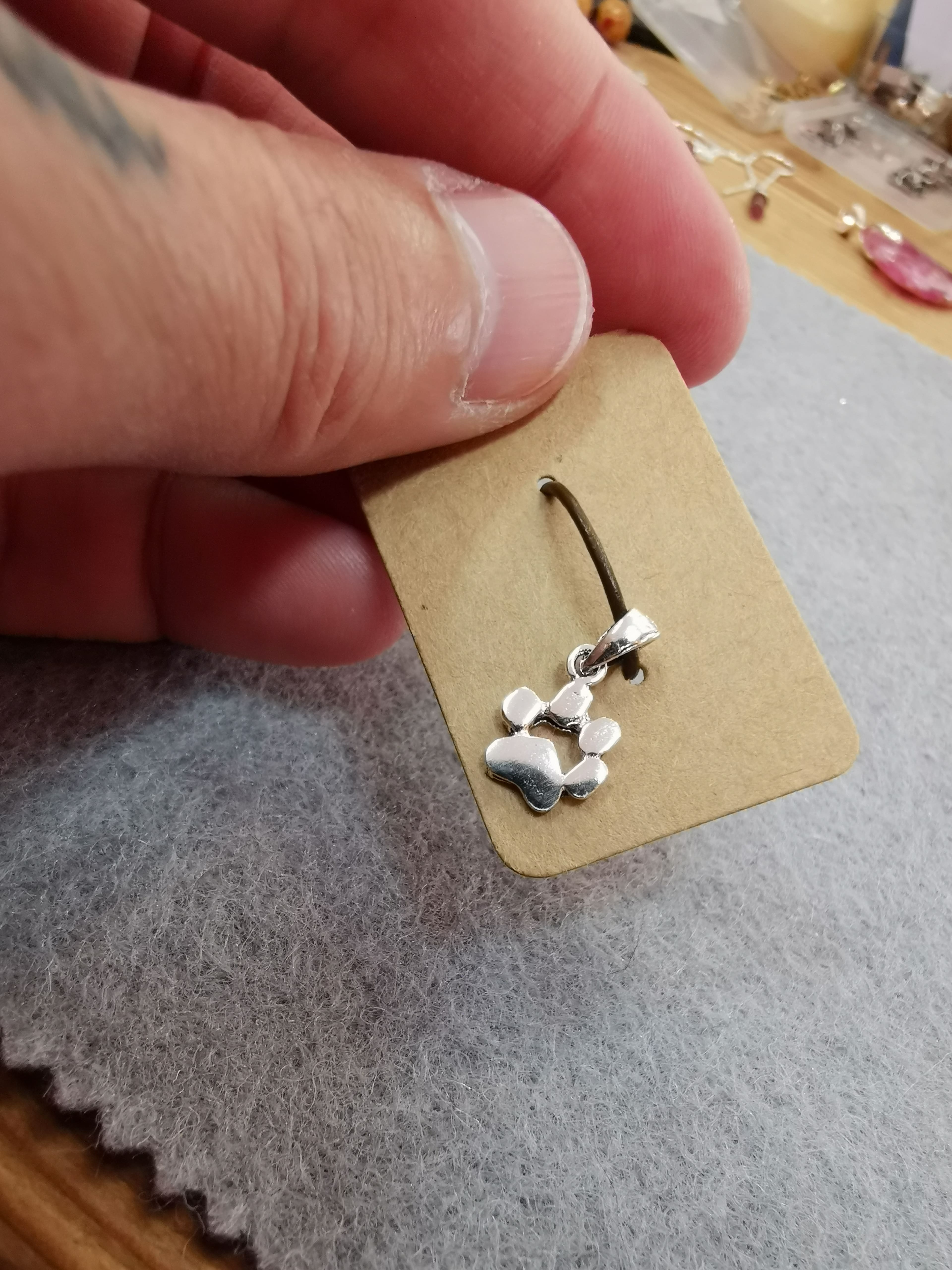 🐾 Pfote Tatze Anhänger aus Sterlingsilber – Seelenverbindung & Liebe