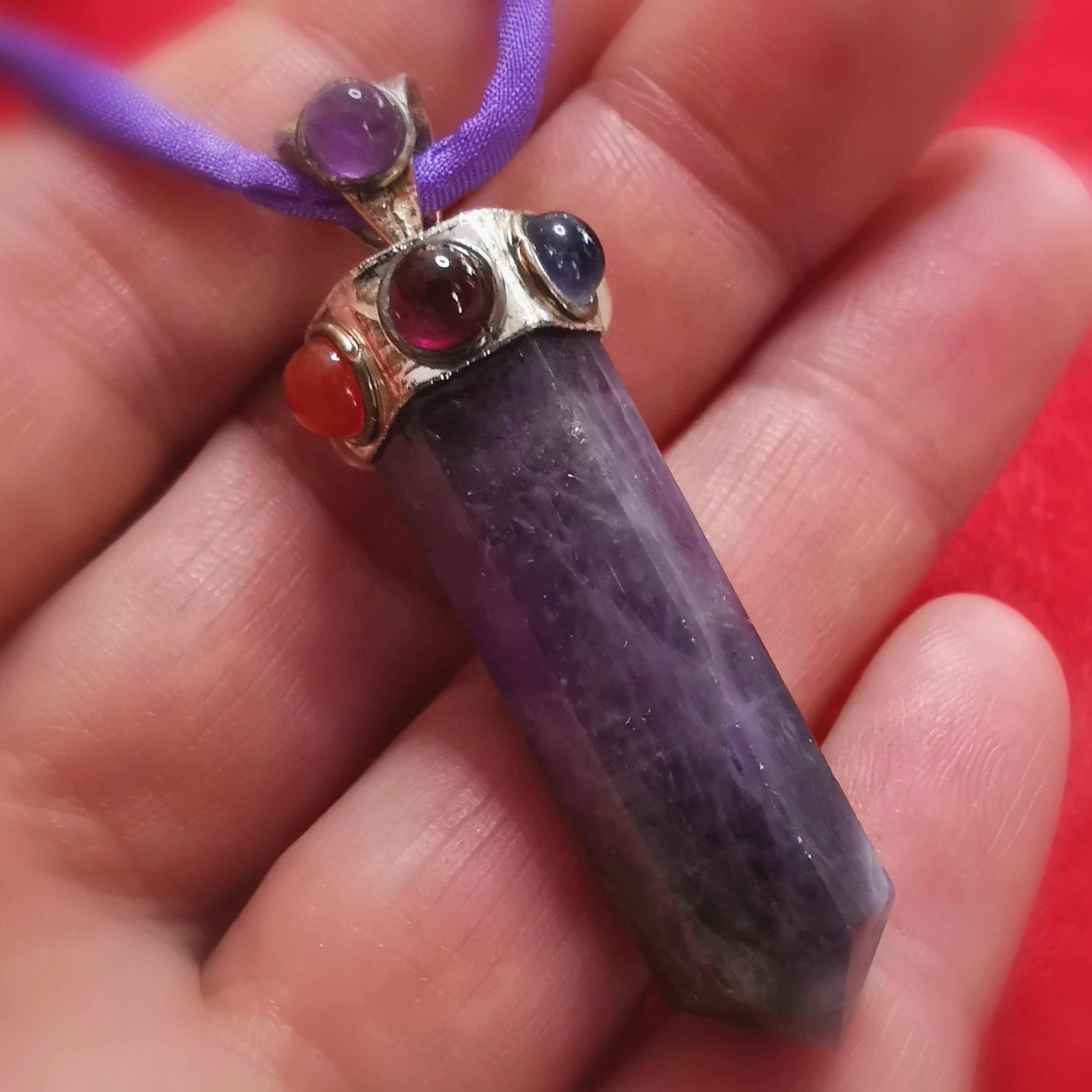 Amethyst Chakra Spitze Edelstein  Anhänger Kette – geweiht für Harmonie & spirituelle Klarheit