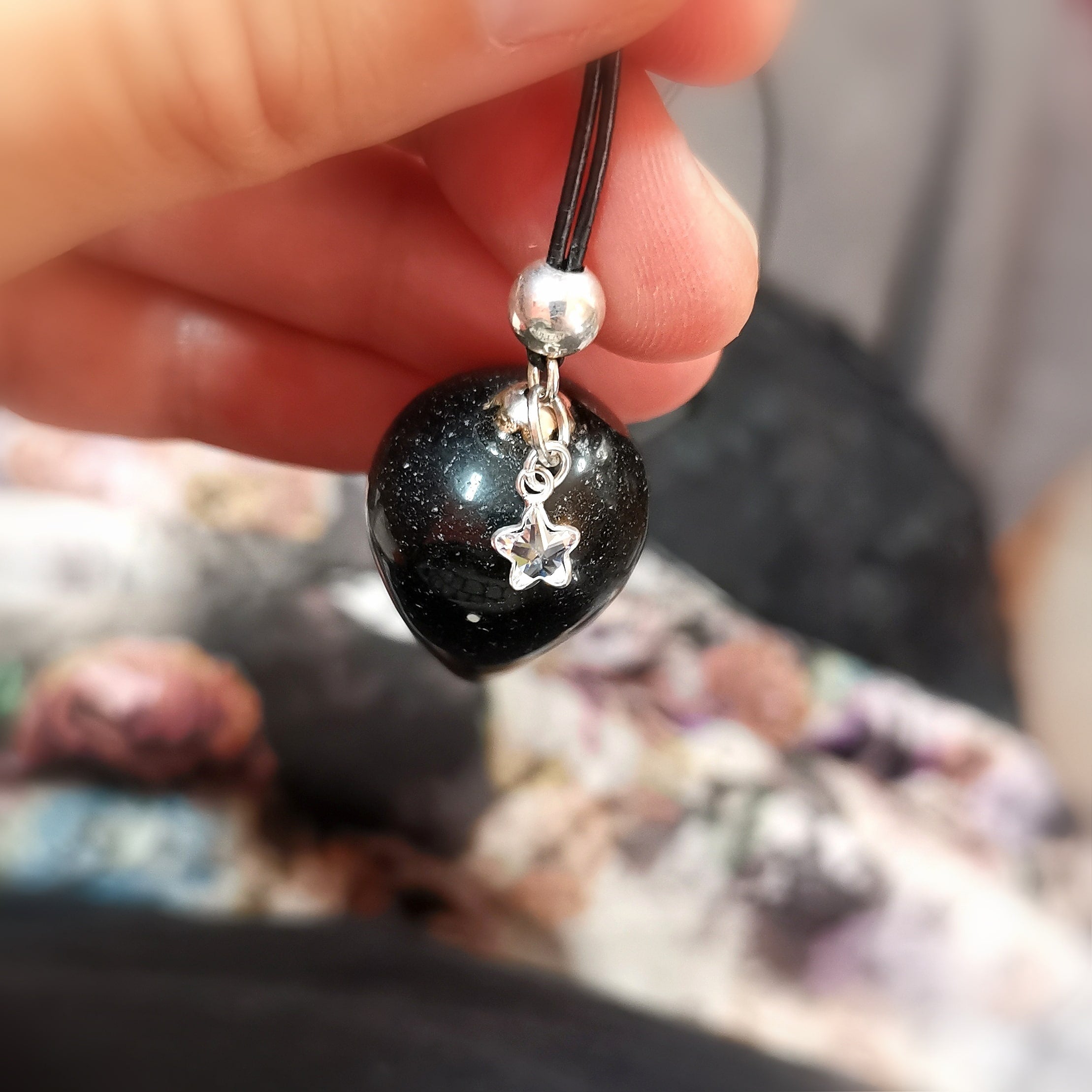 🖤 Obsidian Tropfen Kette mit Seestern – geweiht für Erkenntnis, Schutz & Wunder