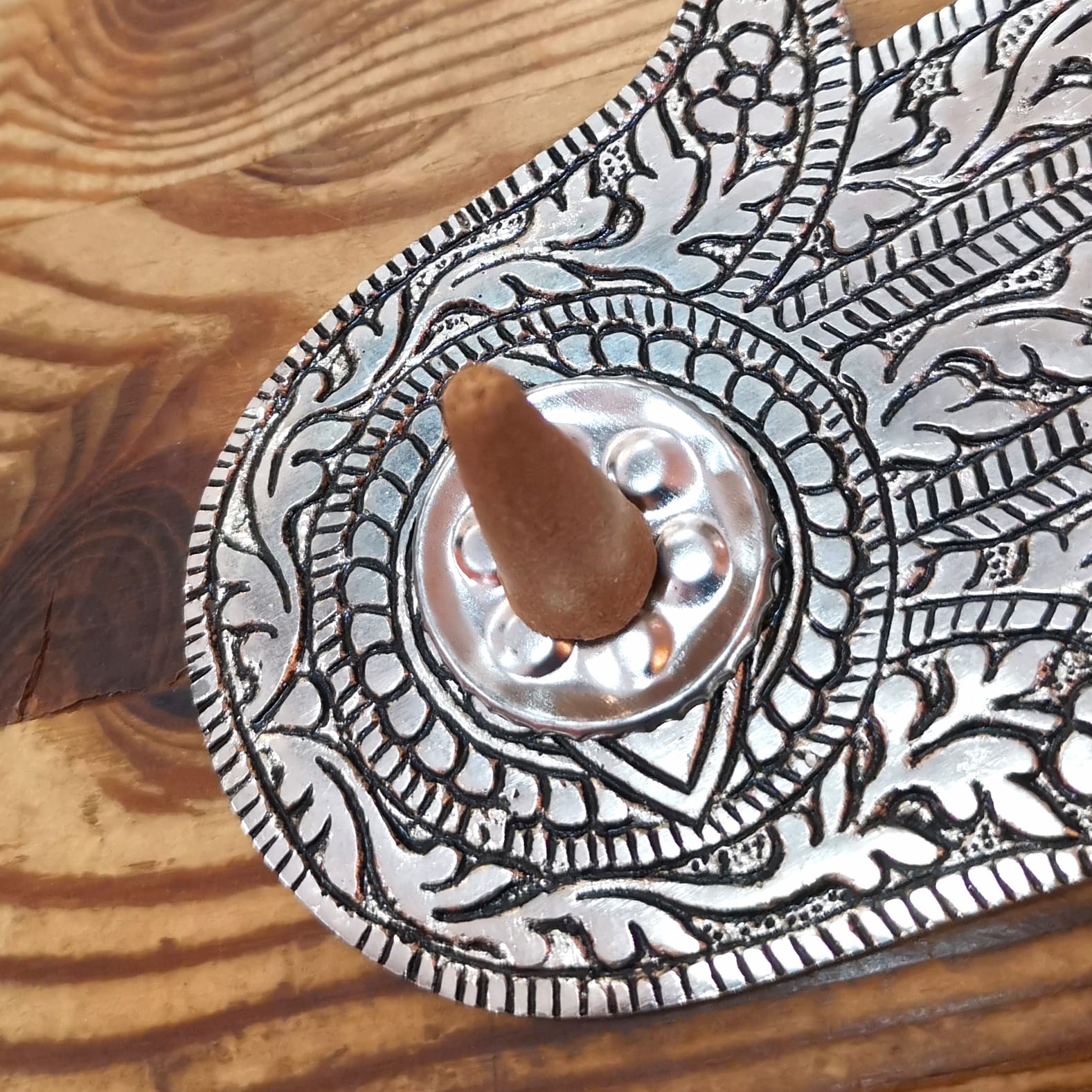 Nag Champa Räucherset – Fatimas Hand & Satya Karma Kegel- geweiht für Klarheit, Fokus & spirituelle Reinigung