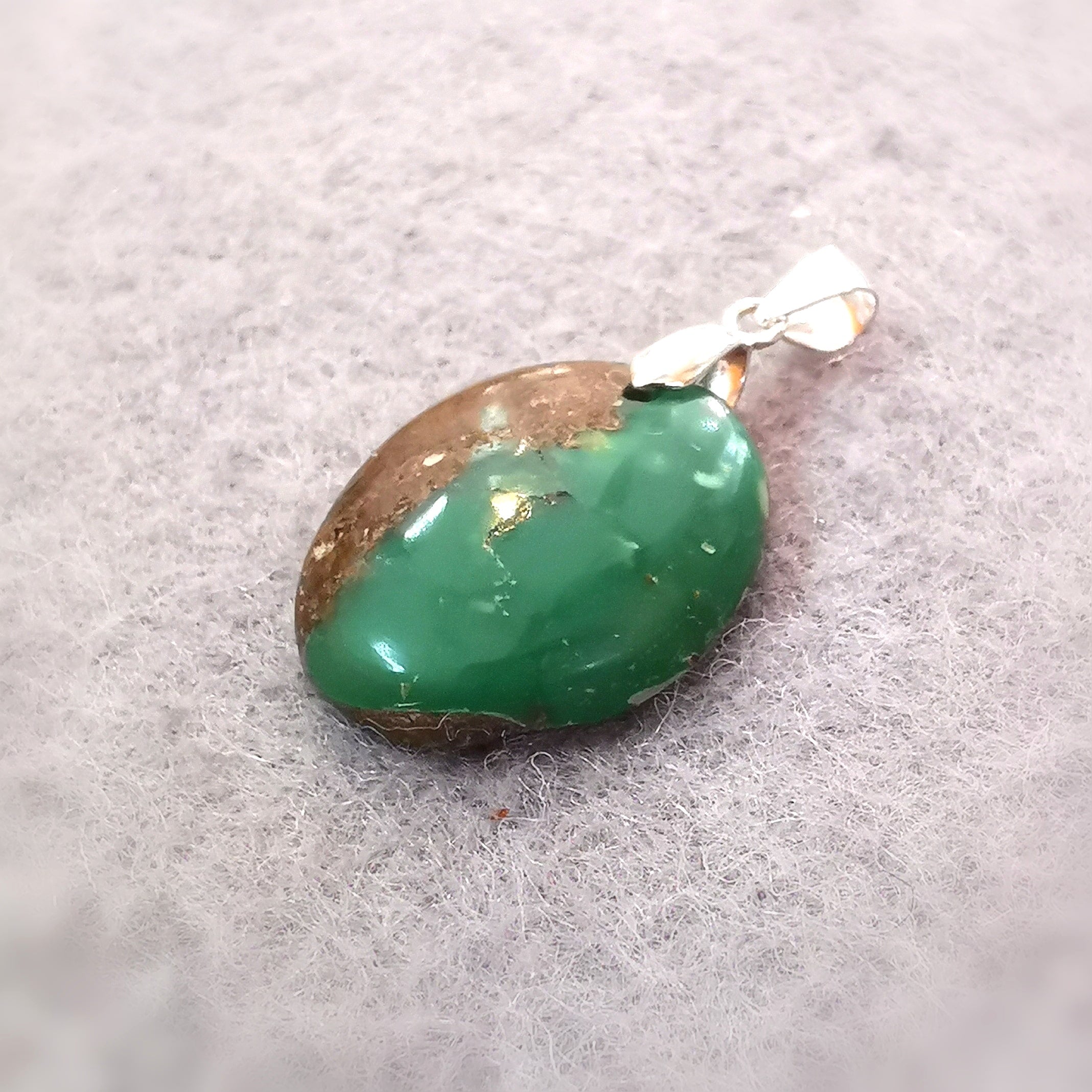 💚 Chrysopras Herzensstein, Chakra Heilstein Anhänger – geweiht für Hoffnung, Herzheilung & inneres Gleichgewicht