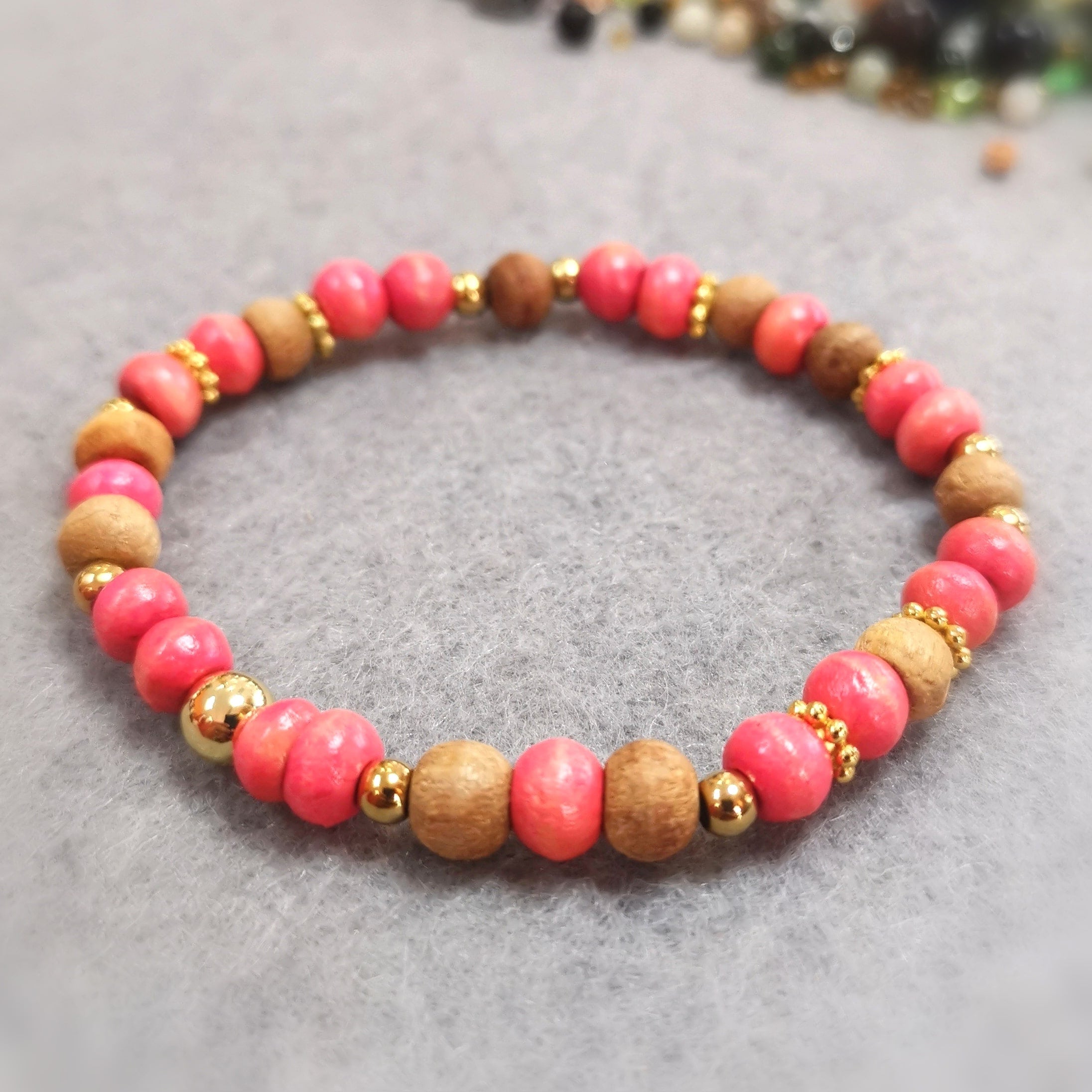 🌸 Boho Kinder Armband Holz & Metall – Liebe, Leichtigkeit & kleine Glücksmomente