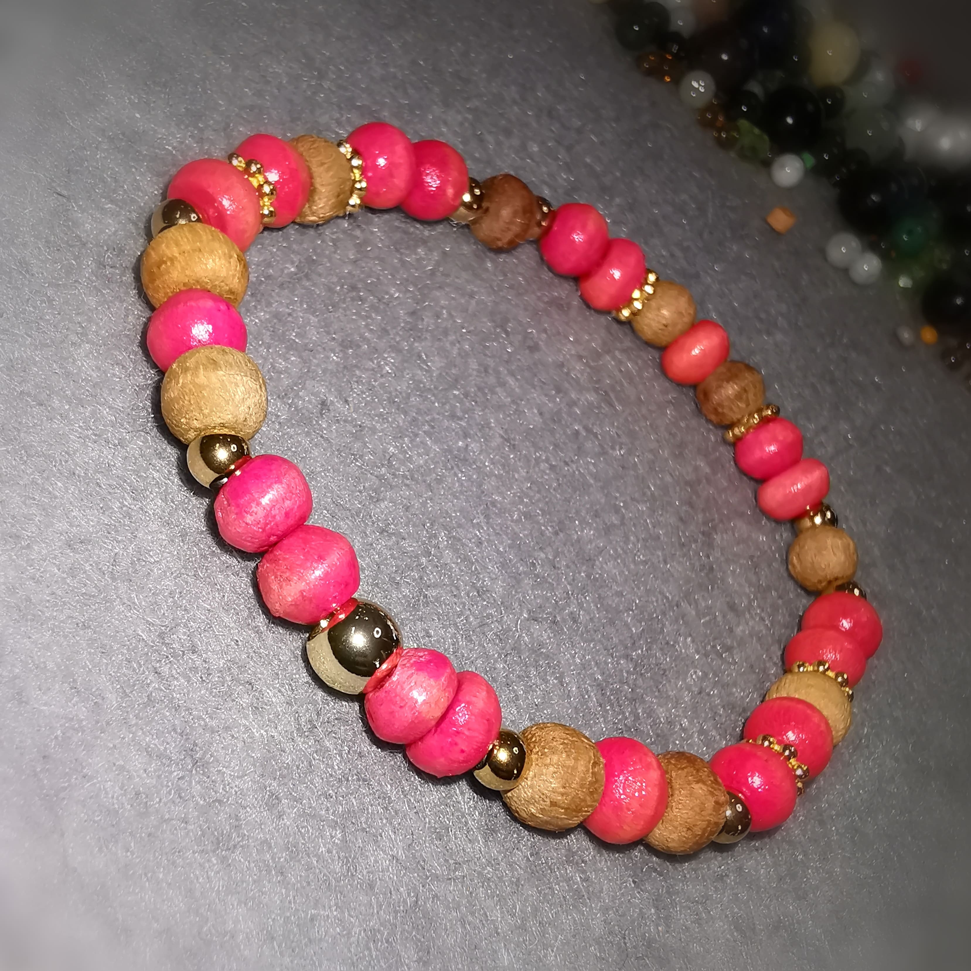 🌸 Boho Kinder Armband Holz & Metall – Liebe, Leichtigkeit & kleine Glücksmomente