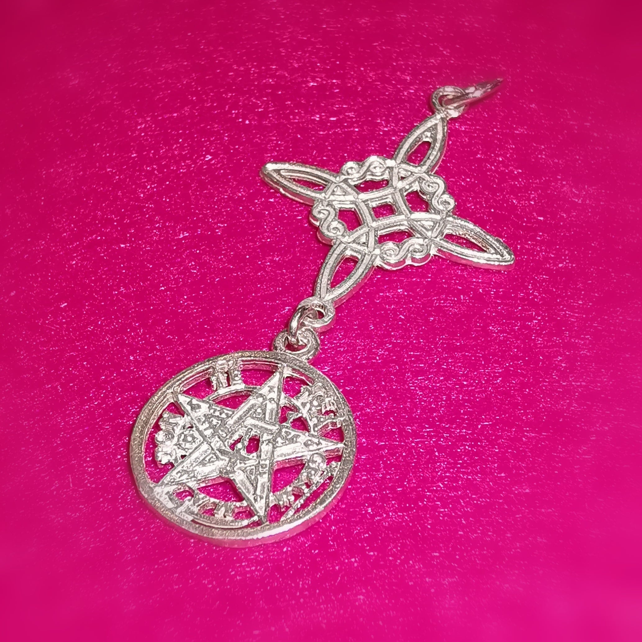 🪄 Hexenknoten Collier aus Sterlingsilber – weibliche Urkraft, Schutz &amp; altes Wissen